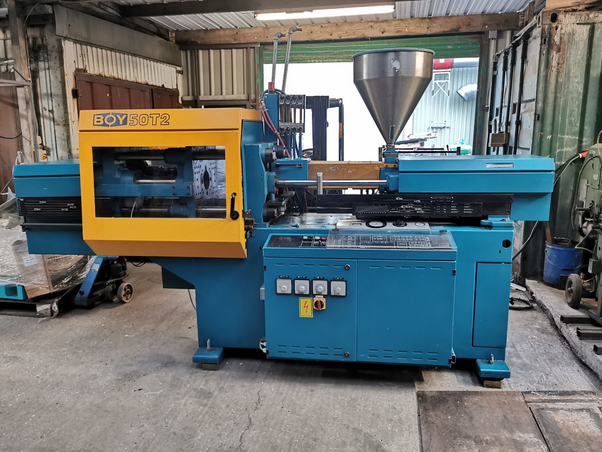 Boy 50T 2 Injection Moulding Machine - Image 15 of 17