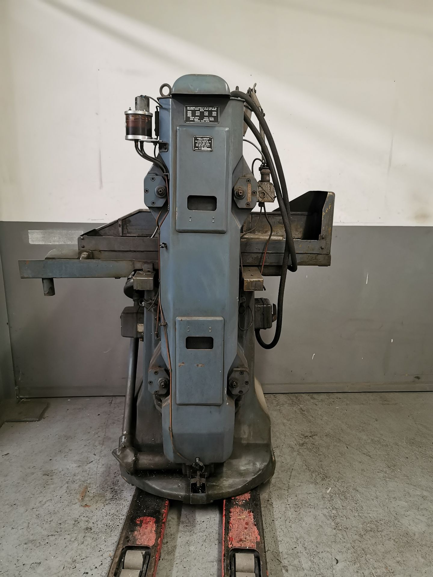 Jones and Shipman 540 Surface Grinder - Image 8 of 12