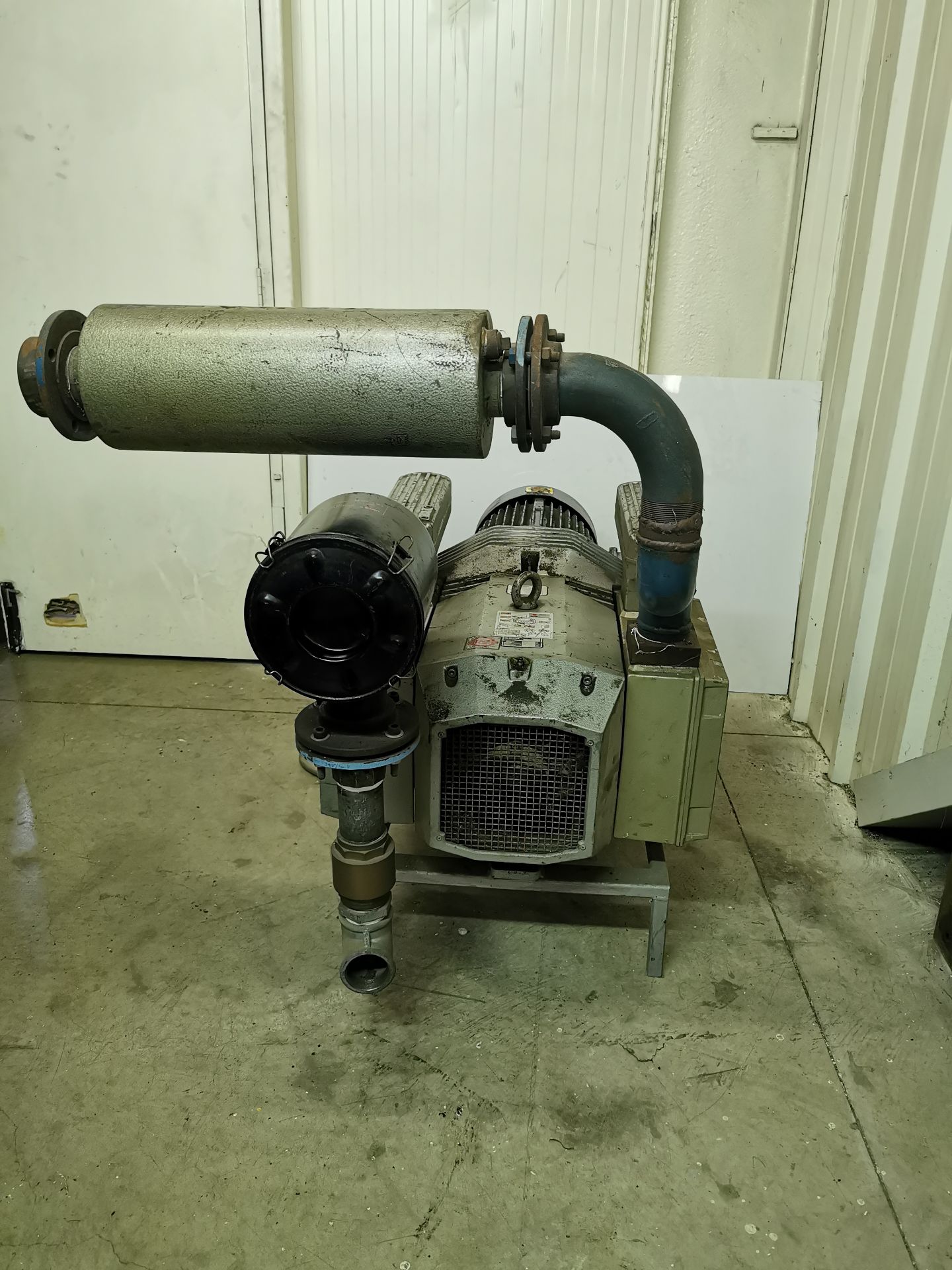 Becker VTLF 360 Vacuum Pump - Image 4 of 5