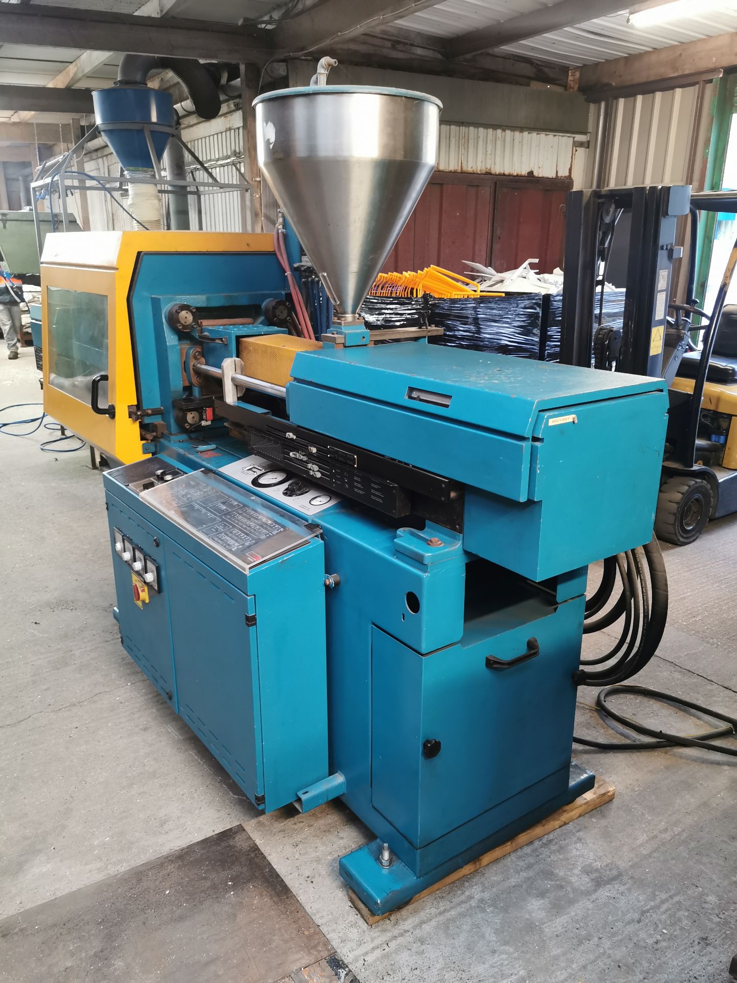 Boy 50T 2 Injection Moulding Machine - Image 12 of 17