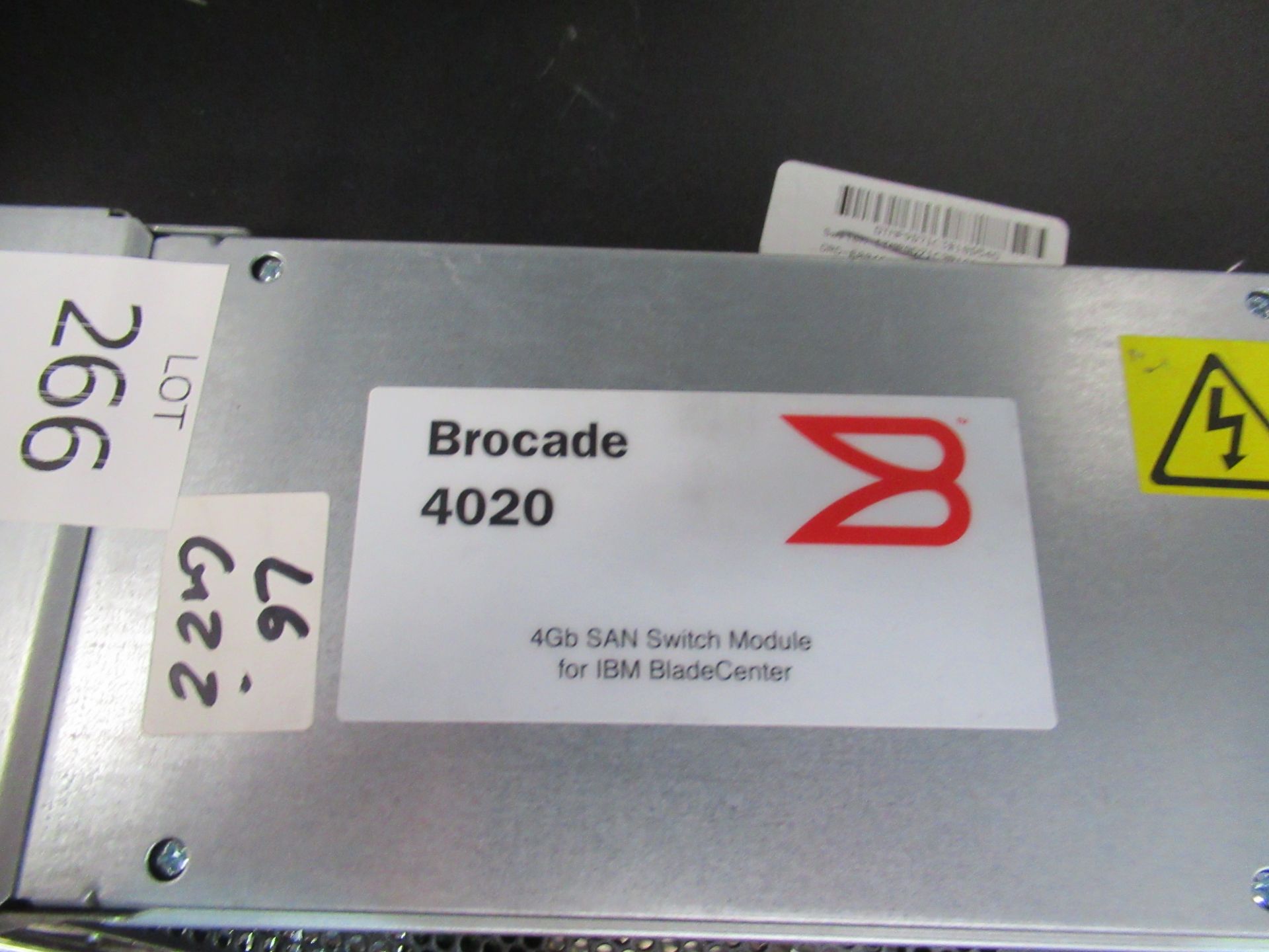 2 x McData 4300 switch, 2 x QLogic SANbox 3800 switch, Qlogic 3800, 1 x Brocade 200e switch, 200e - Image 33 of 40