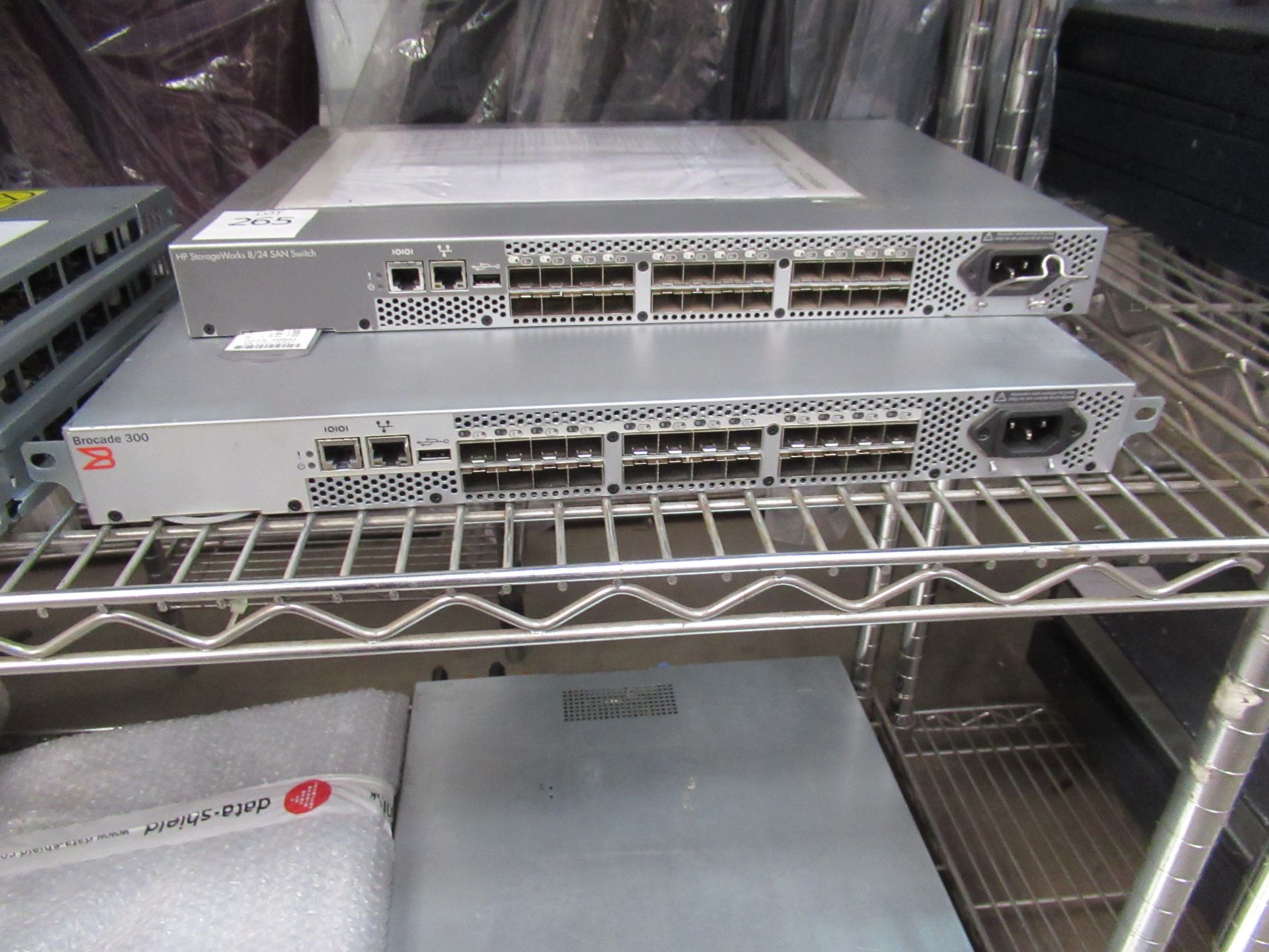 2 x McData 4300 switch, 2 x QLogic SANbox 3800 switch, Qlogic 3800, 1 x Brocade 200e switch, 200e - Image 29 of 40