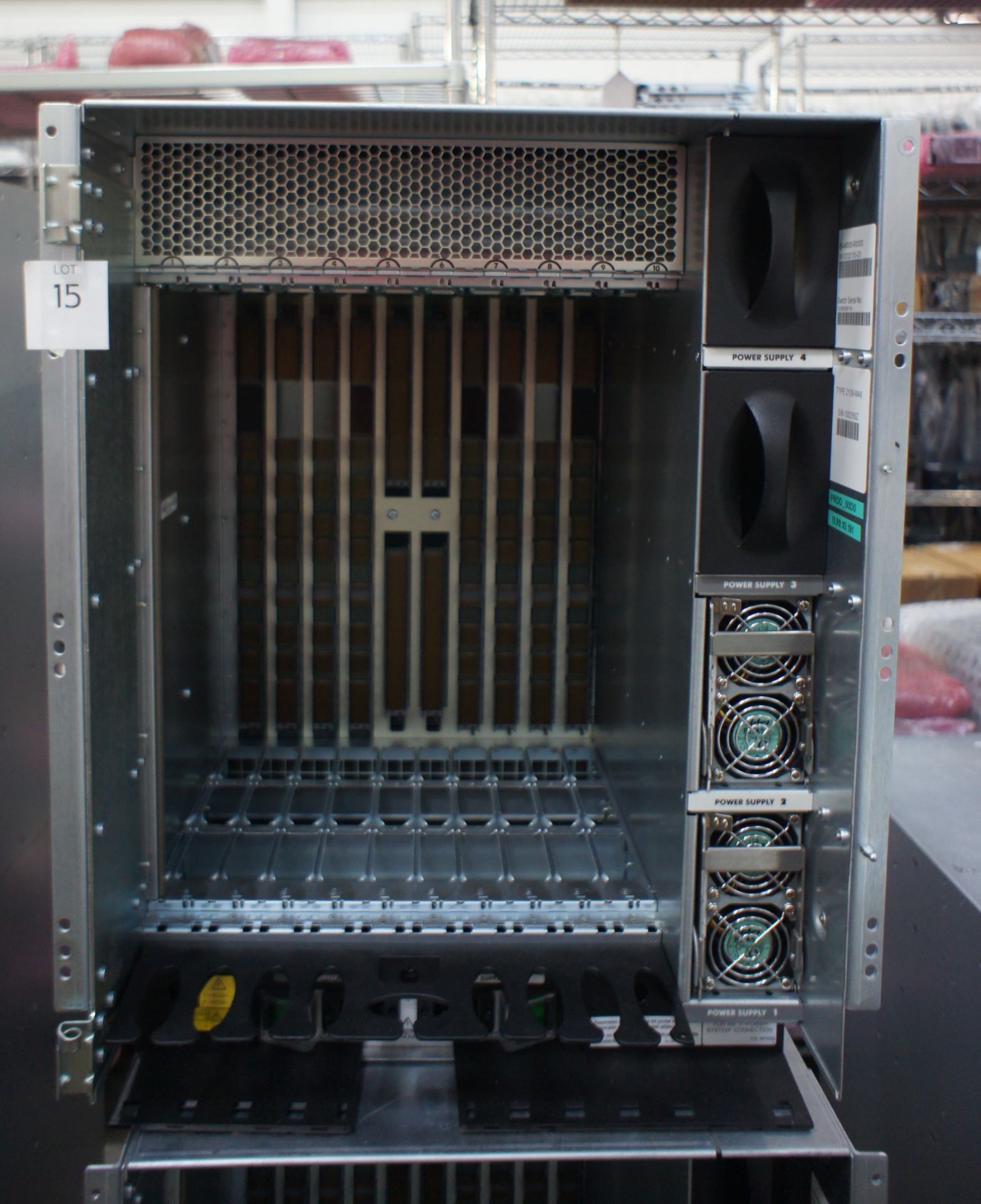 IBM2109-M48 SAN256 director cabinet with 8x FC4/32 cards and 1x CP4 cards, IBM2109-M48 SAN256 - Image 16 of 35