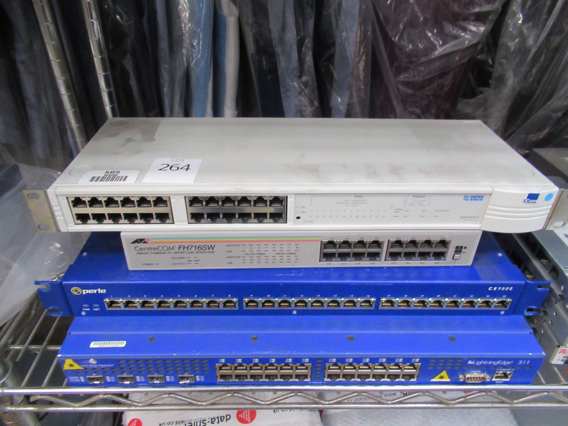 2 x McData 4300 switch, 2 x QLogic SANbox 3800 switch, Qlogic 3800, 1 x Brocade 200e switch, 200e - Image 21 of 40