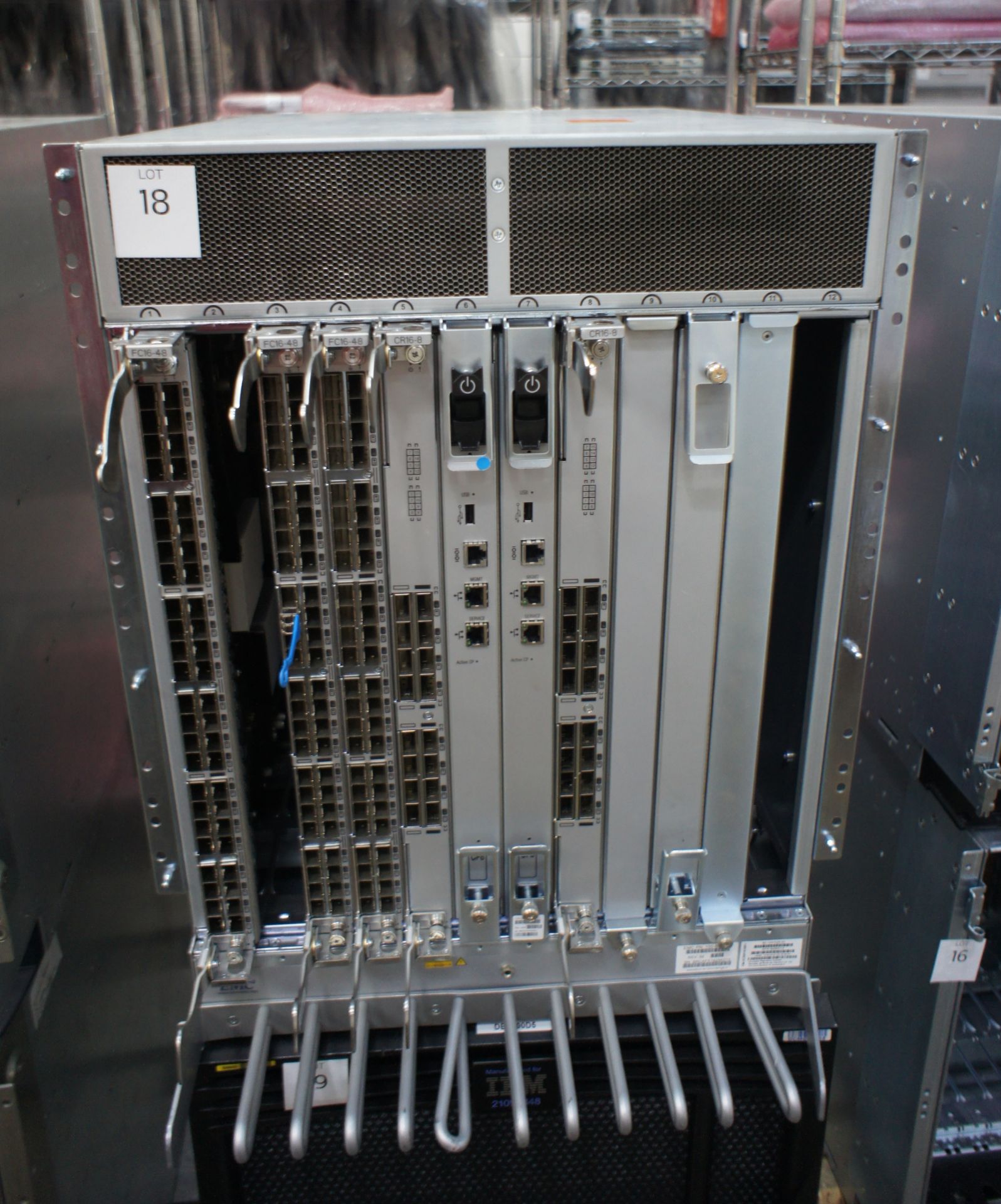 IBM2109-M48 SAN256 director cabinet with 8x FC4/32 cards and 1x CP4 cards, IBM2109-M48 SAN256 - Image 27 of 35