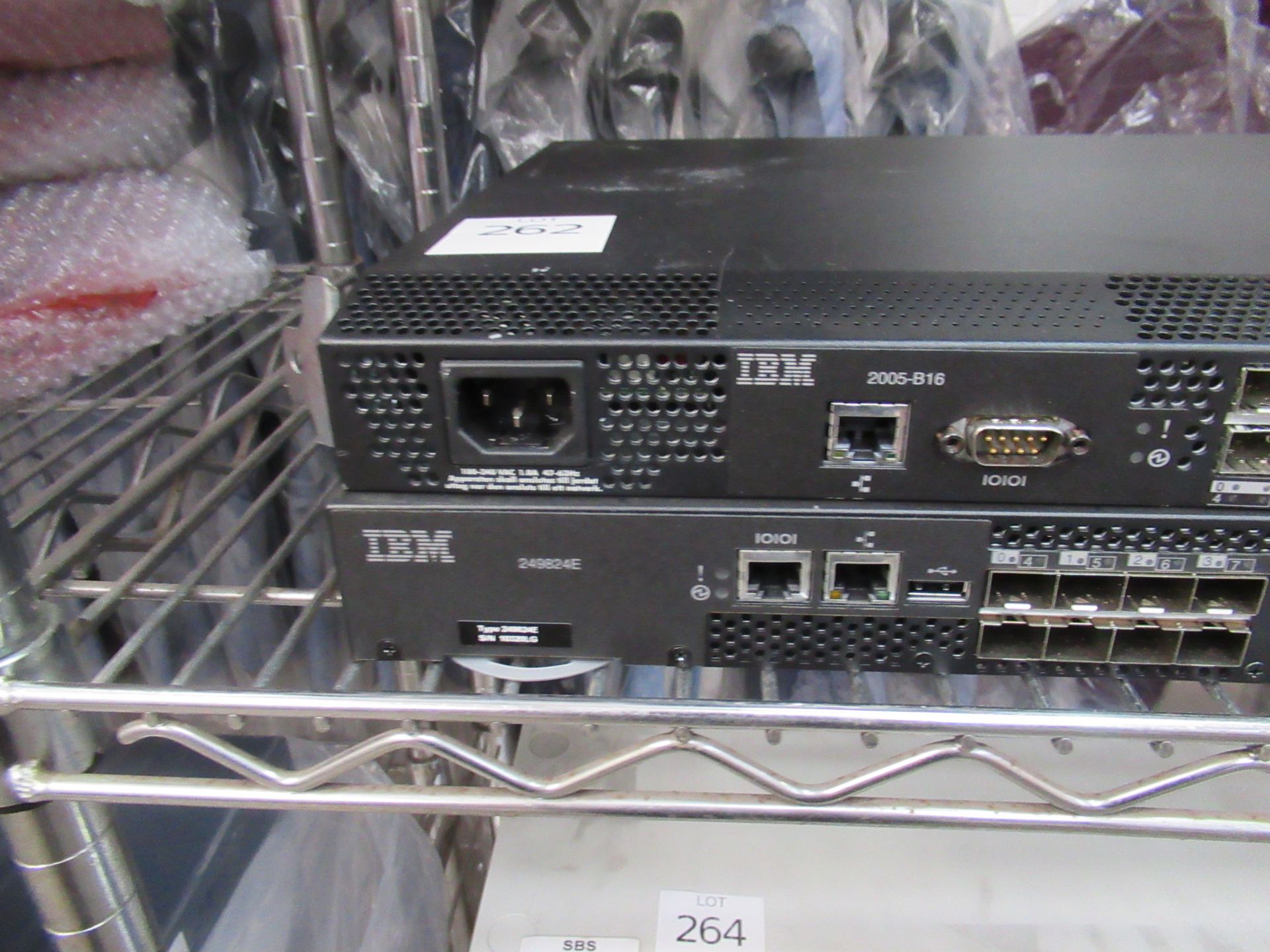 2 x McData 4300 switch, 2 x QLogic SANbox 3800 switch, Qlogic 3800, 1 x Brocade 200e switch, 200e - Image 11 of 40