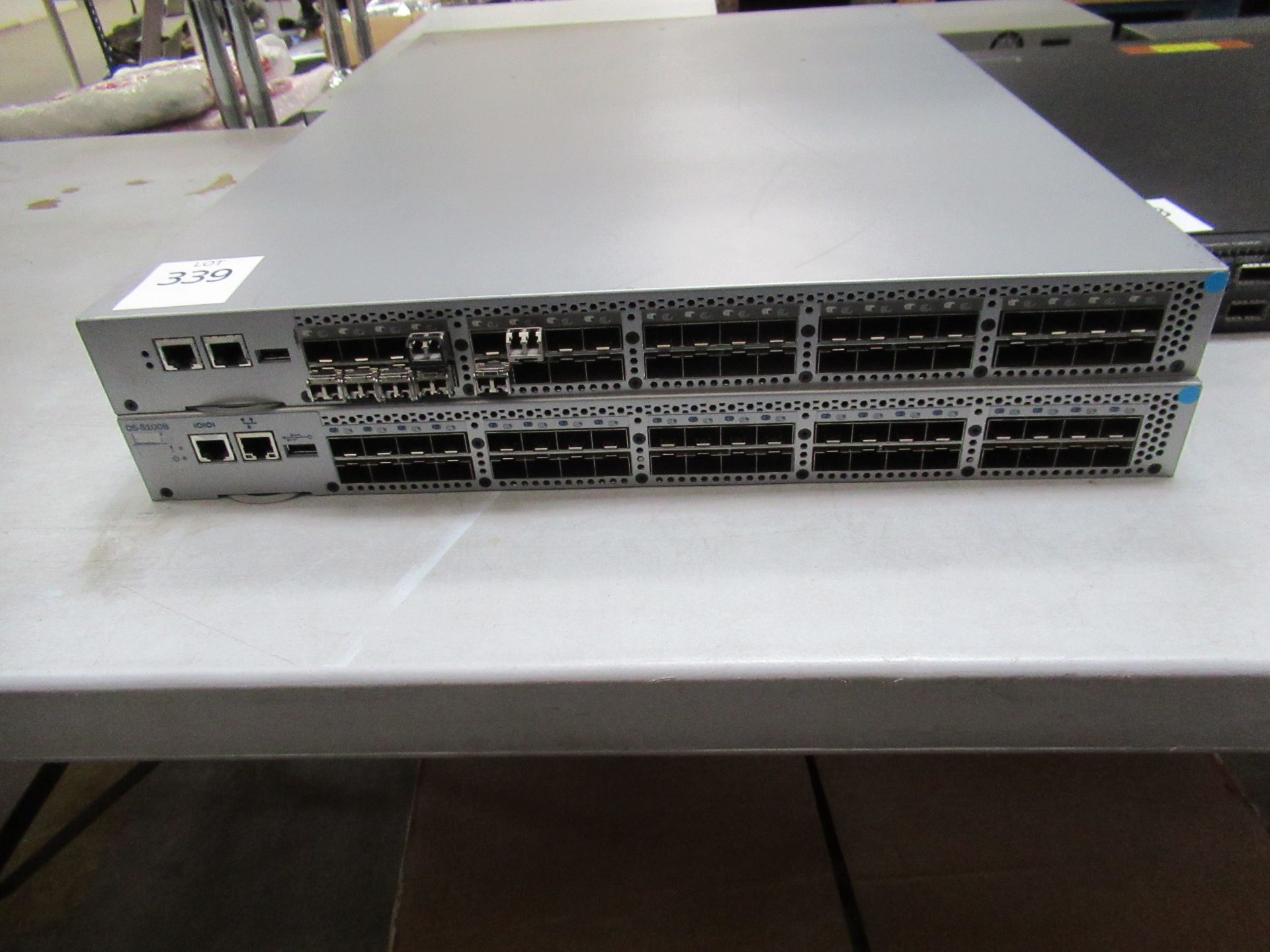 1 x HPE 24 Port SFP zl Module J8706A, ProCurve zl series and 1 x HPE HP 24-port Gig-T vl Module - Image 14 of 34