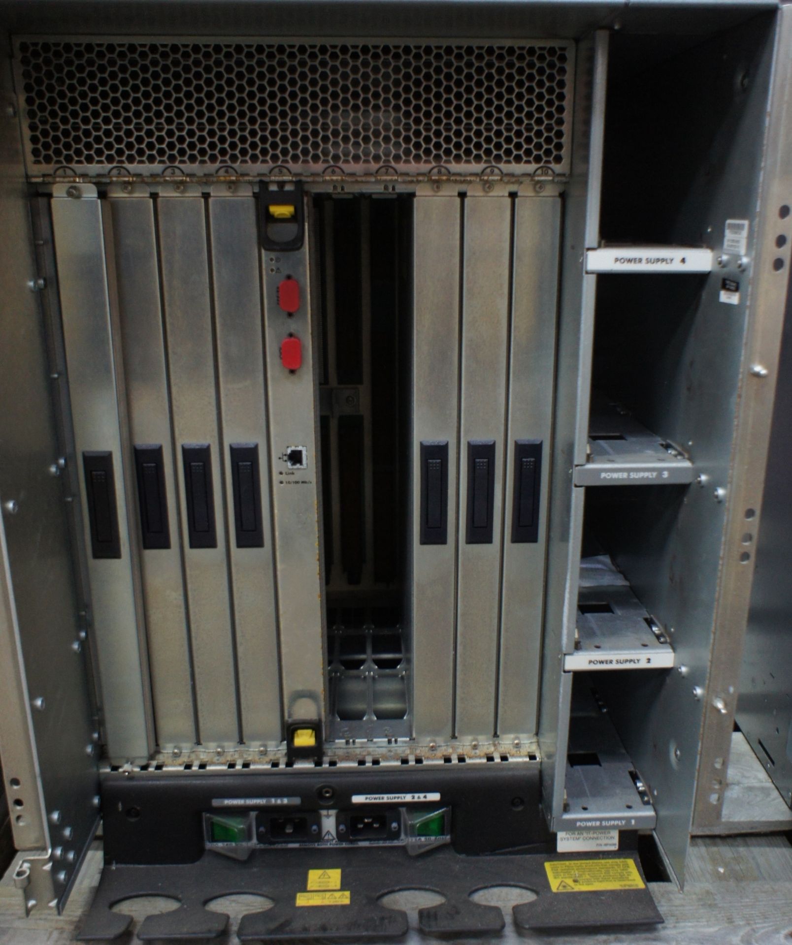 IBM 2109-M12 Director Cabinet, Cisco MDS9600 chassis with Fan module, MC Data ED6410 chassis with - Image 3 of 30