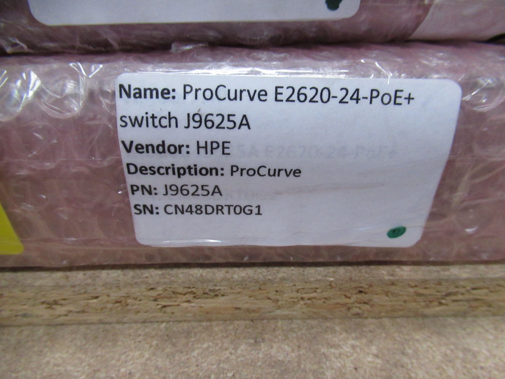 HP Procurve Networking J8773A Switch Chassis, 1 x HPE ProCurve E2620-24-PoE+ switch J9625A, 2 x - Image 8 of 35