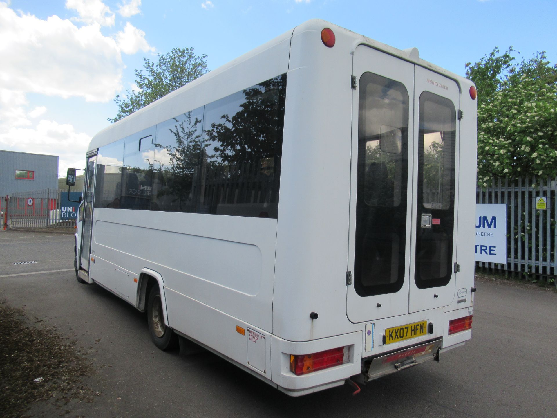 Mercedes 0813 Bluetec 4 Bus Coach - Image 3 of 16