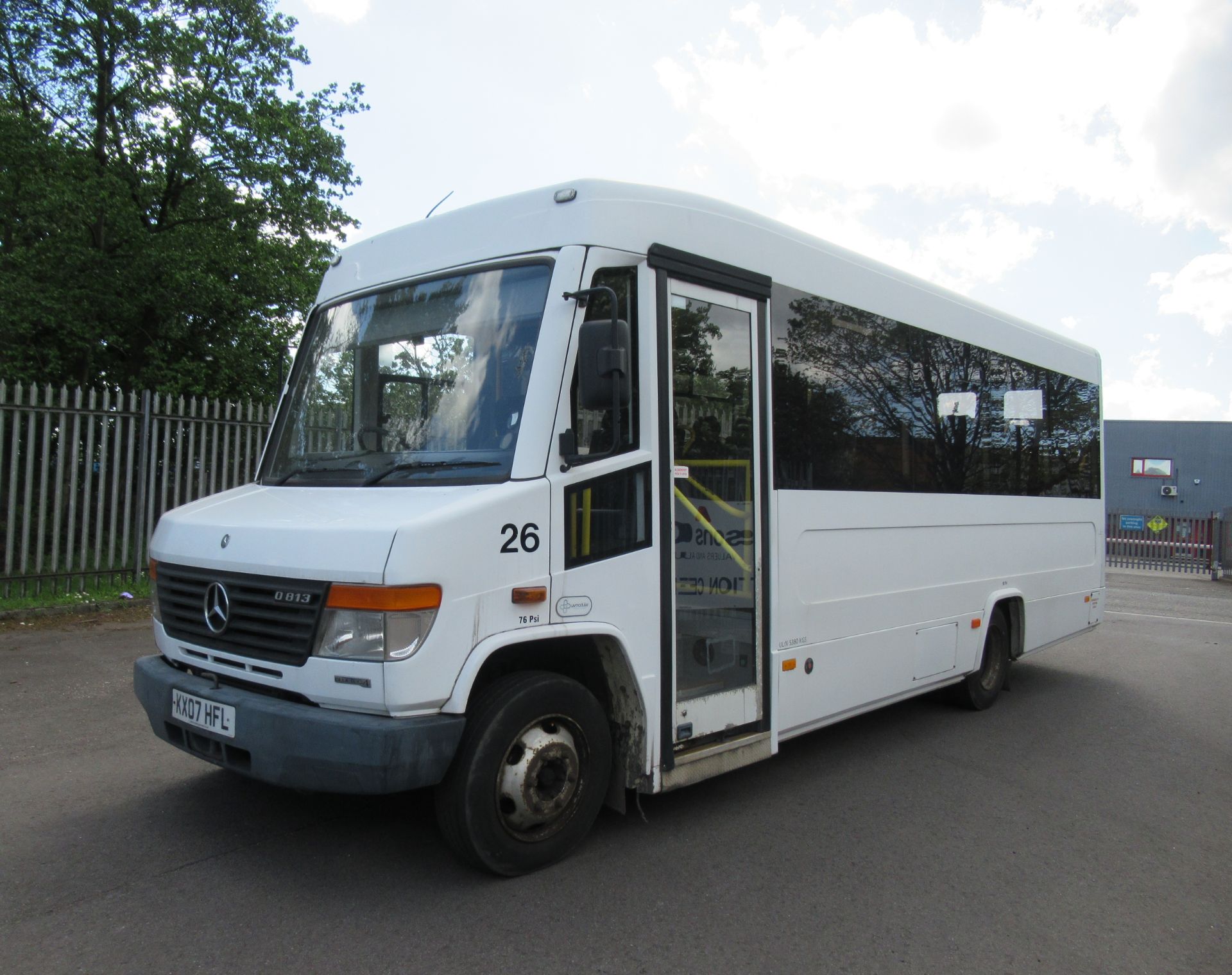 Mercedes 0813 Bluetec 4 Bus Coach - Image 2 of 23