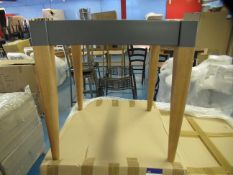 14 x Plinth and Legs for Top Size 550 x 550mm