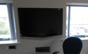 Samsung Wall mounted TV