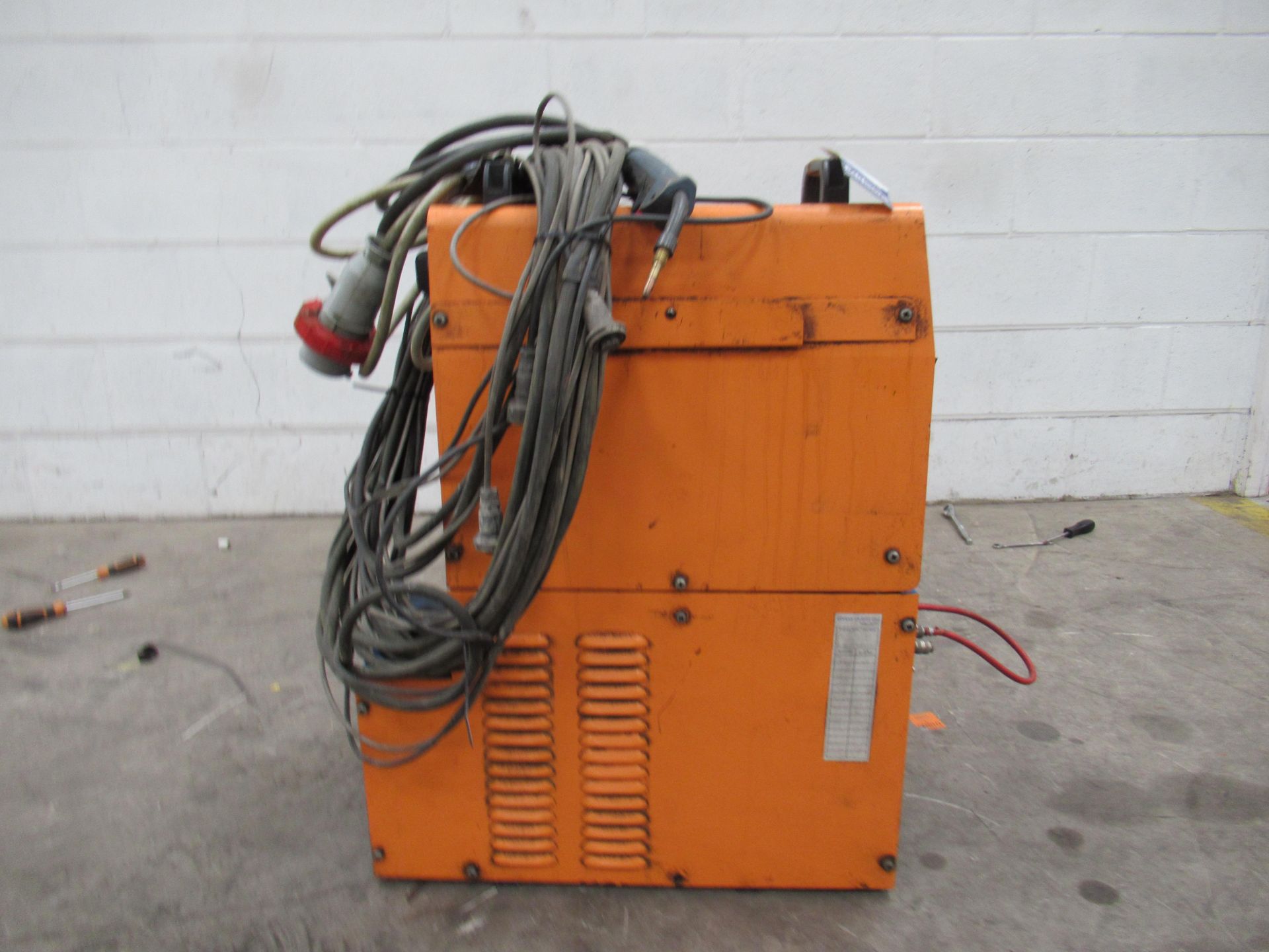 Newarc R4000 MiG welder with water cooler and Newarc WFU12RD wire feed with torch and leads - Image 2 of 8