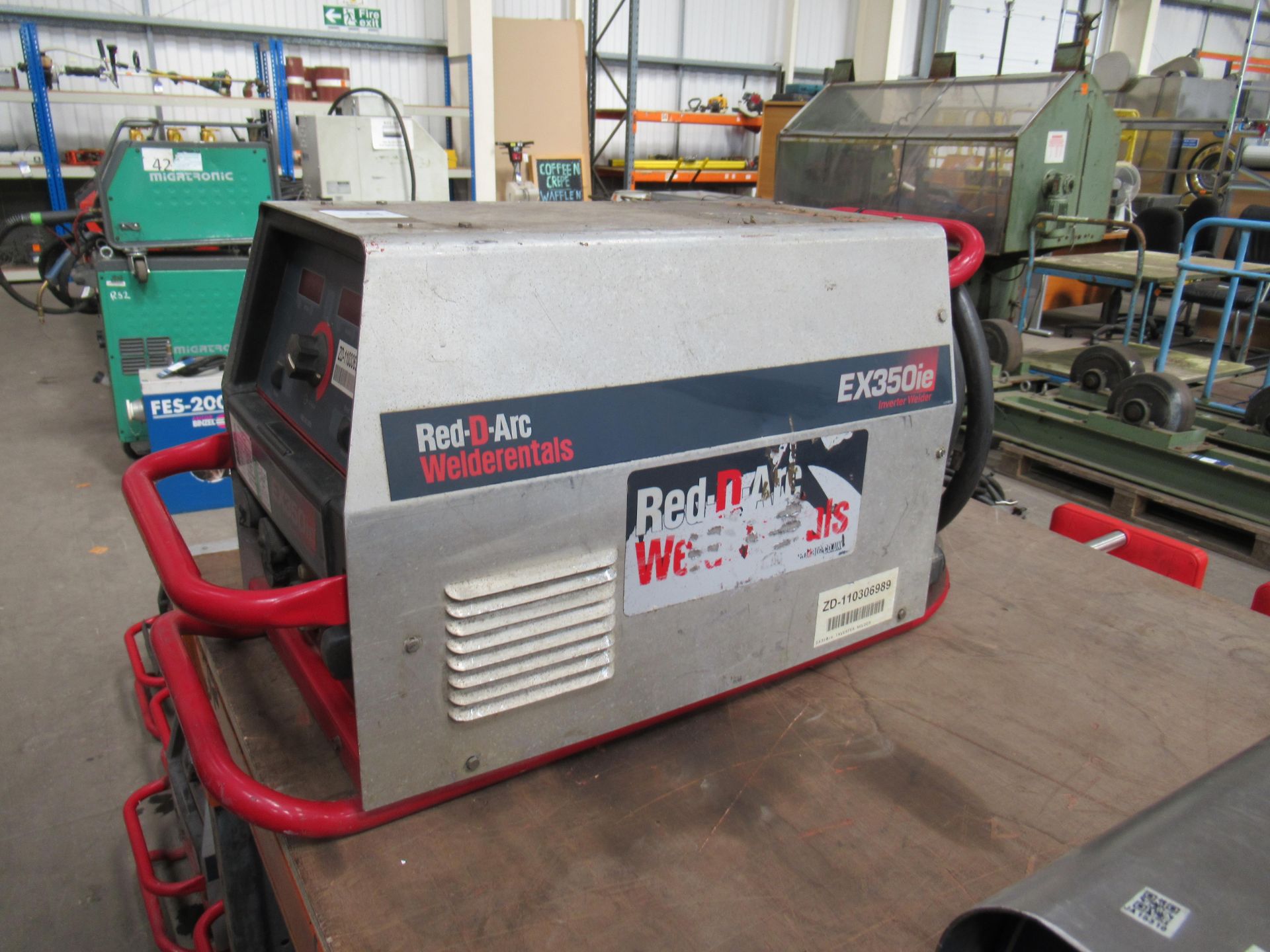 Lincoln Electric model ex350iE inverter welder - Image 4 of 9