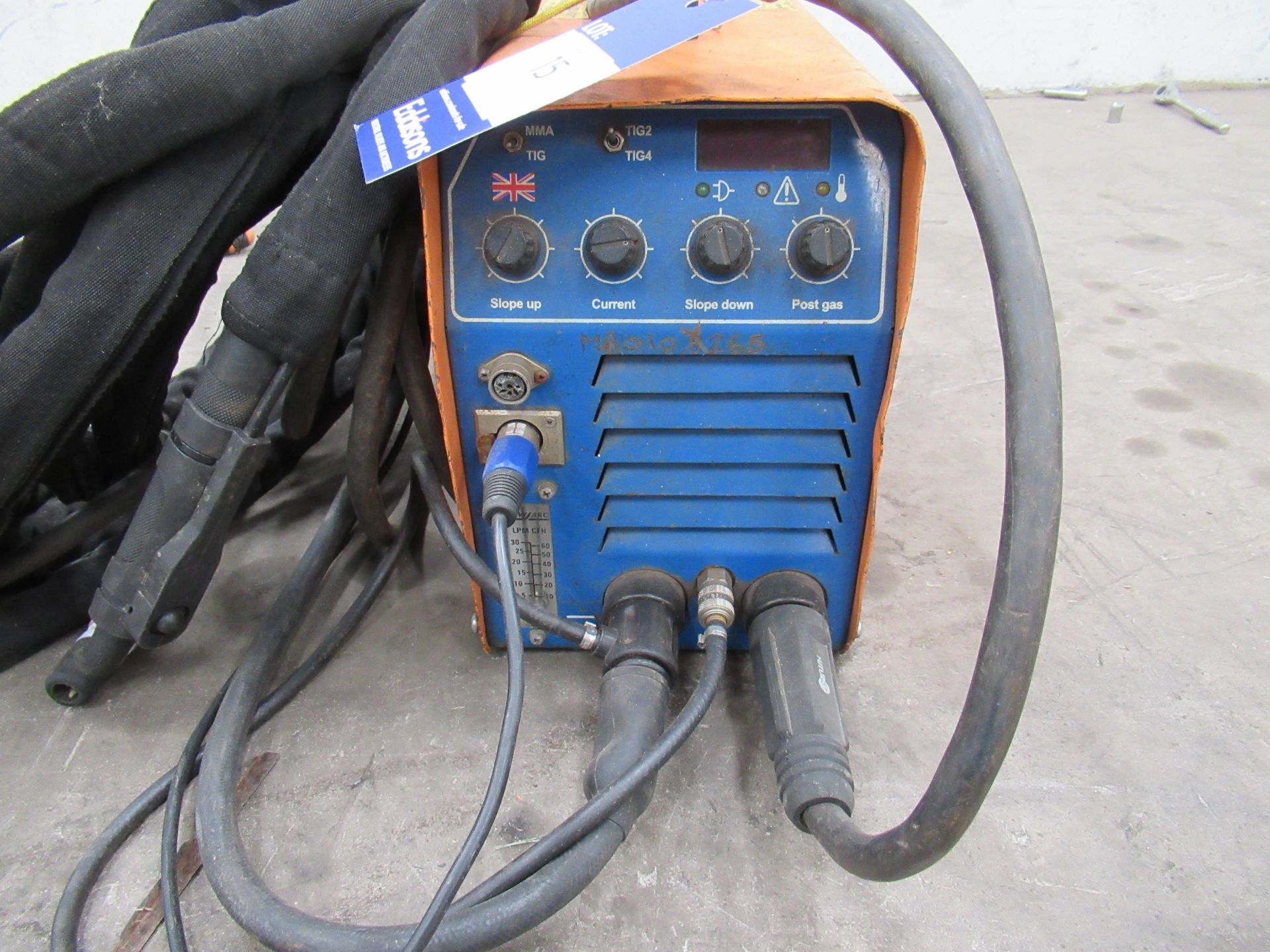 Newarc Viper 25005 tig welder with torch and leads