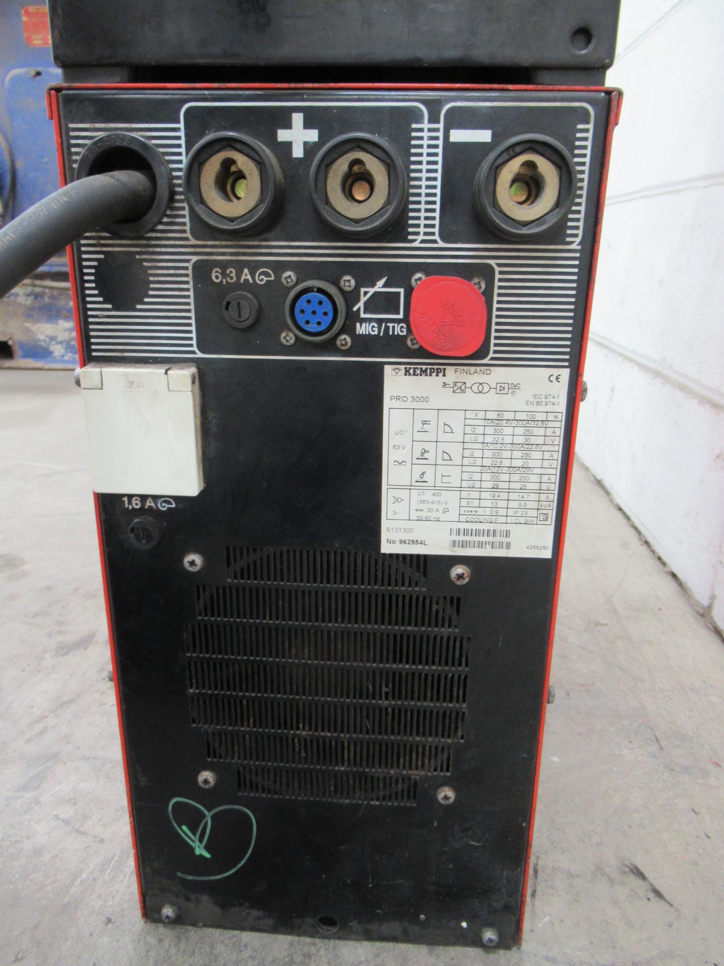 Kemppi MXE Process synergic Promig 540R Welder with Kemppi Pro 3000 power source c/w leads and torch - Image 8 of 10