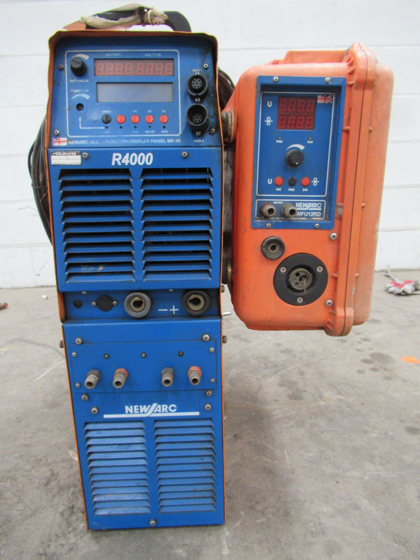 Newarc R4000 MiG welder with water cooler and Newarc WFU12RD wire feed with torch and leads - Image 2 of 9