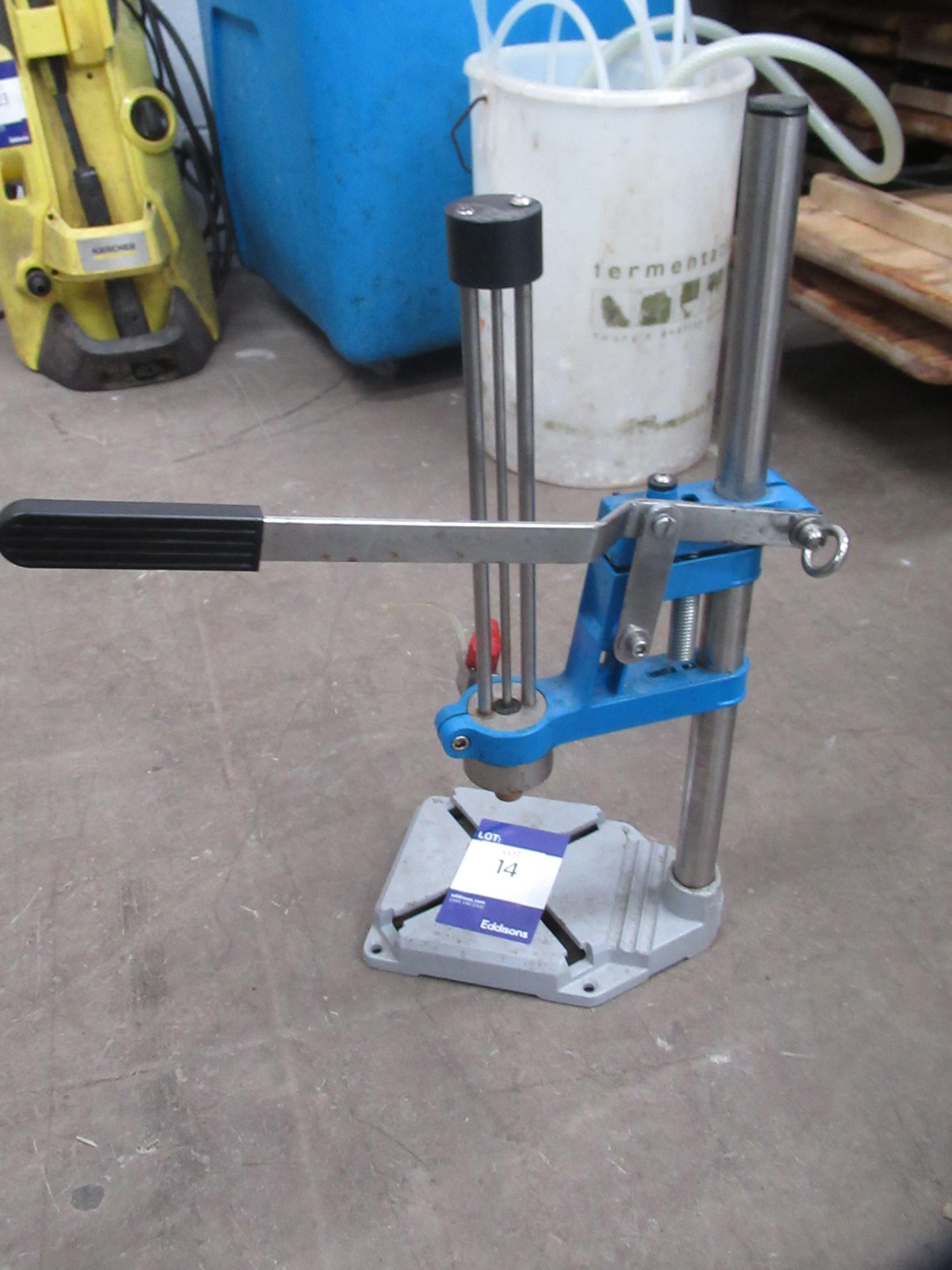 Hand Operated Bottle Capping Press