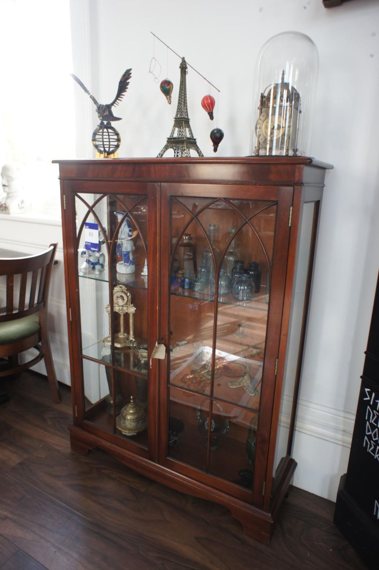 Mahogany Effect 3-Tier Glazed Display Cabinet 1220 x 920 x 320mm with Contents