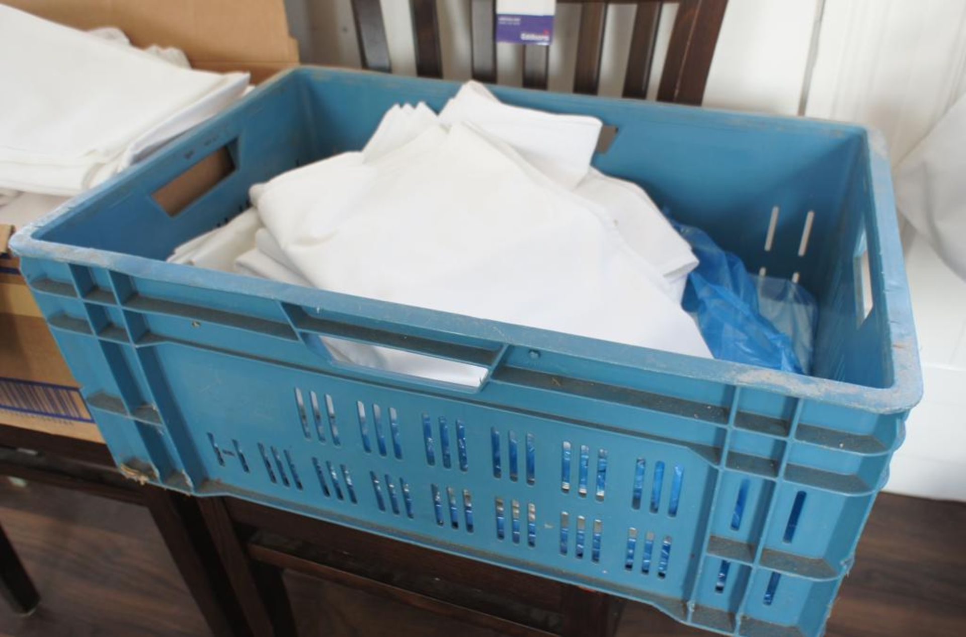 Quantity of Various Table Linen to 2 x Boxes - Image 2 of 3