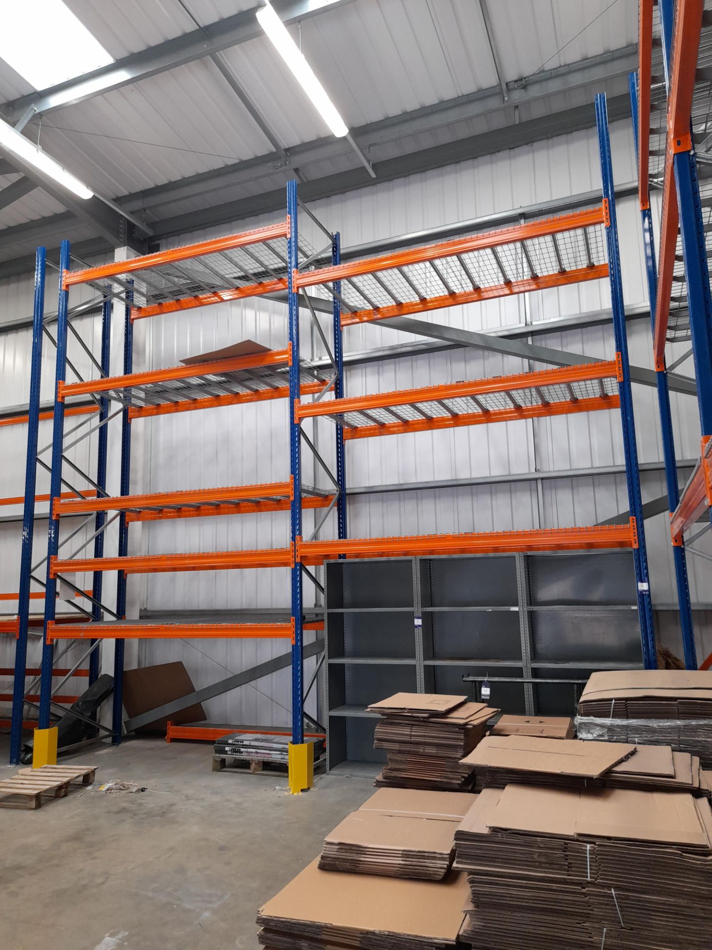 4 x Bays of STOW 12 boltless pallet racking, to include; 6 – uprights approx. 5.5m high, 1100mm - Image 2 of 6