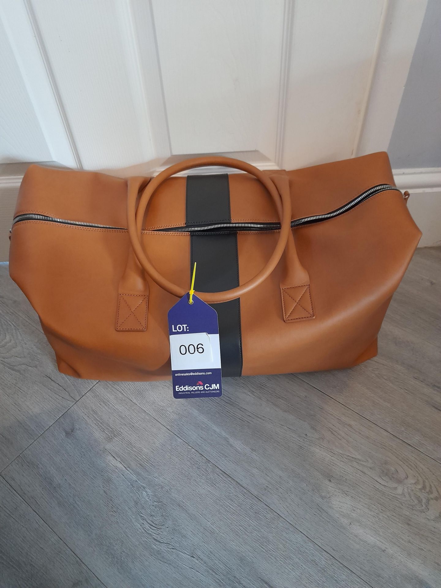 Maviya “Weekender” Tan Vegan Italian Leather Holdall with smooth soft finish and Faux suede lining