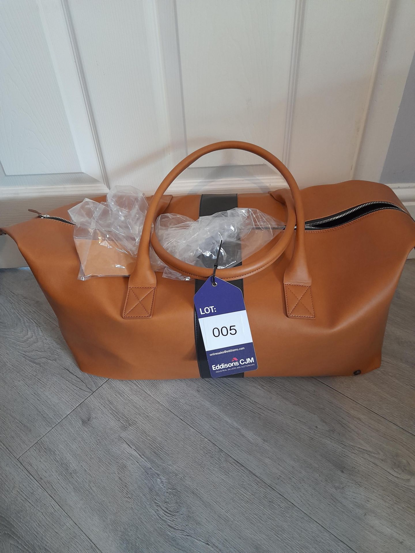 Maviya “Weekender” Tan Vegan Italian Leather Holdall with smooth soft finish and Faux suede lining