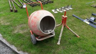 Kingfisher NBBS53BEQ 134L Cement Mixer 240v serial number SF214409