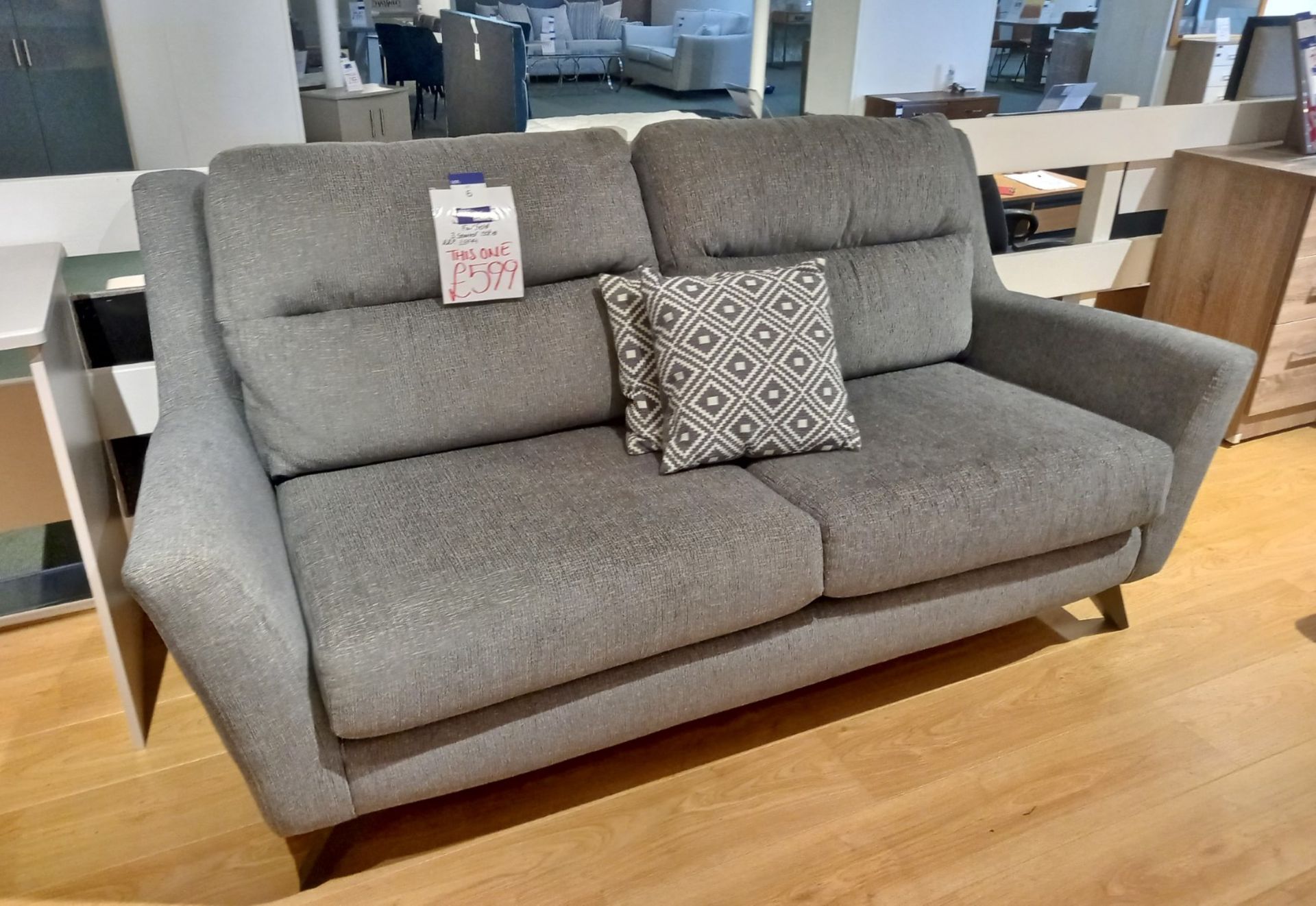 Fairfield 3-Seater Sofa Rrp. £599 - Image 4 of 4