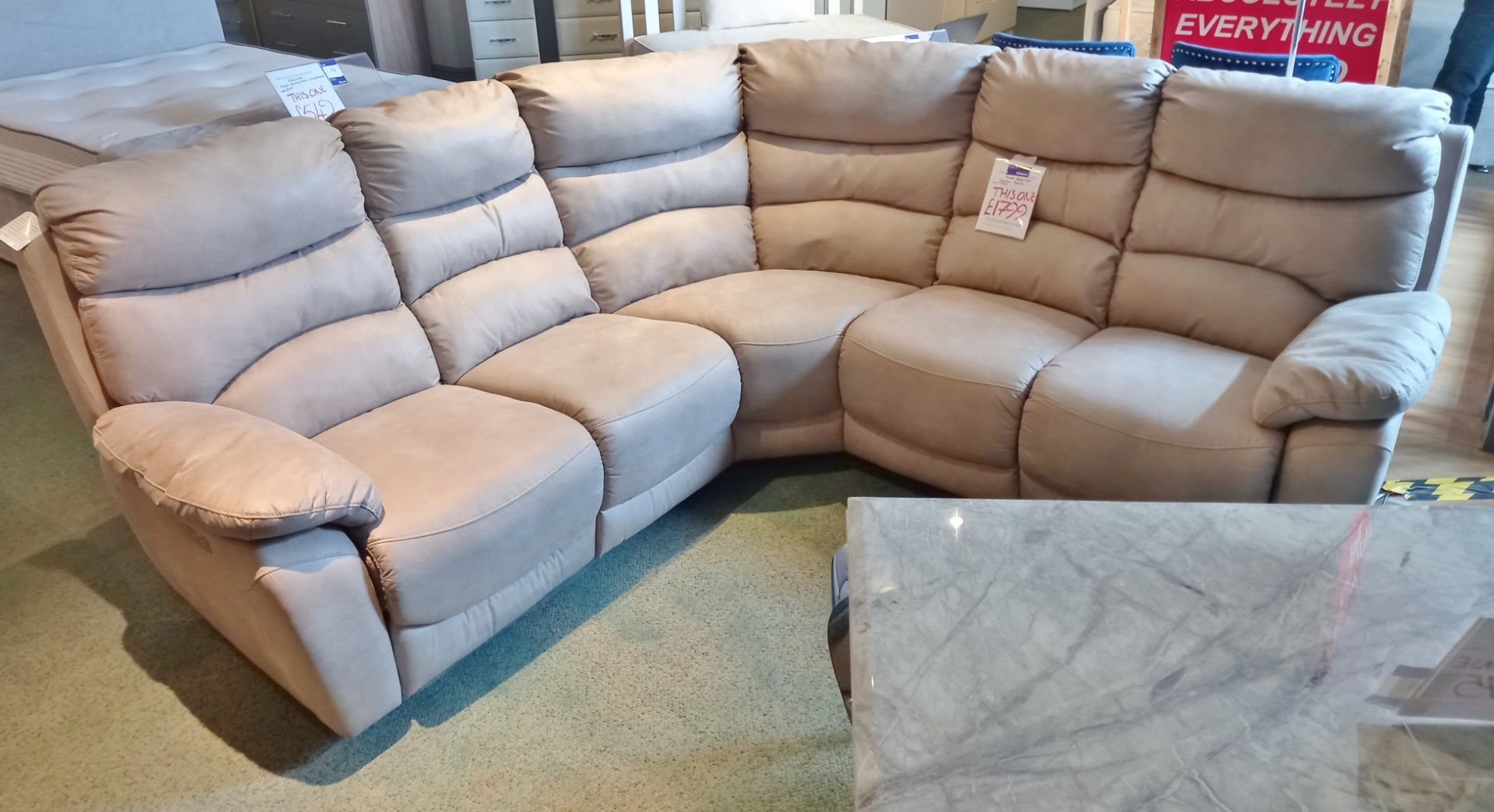 Power Recliner Natural Corner Sofa Rrp. £1799 - Image 4 of 6