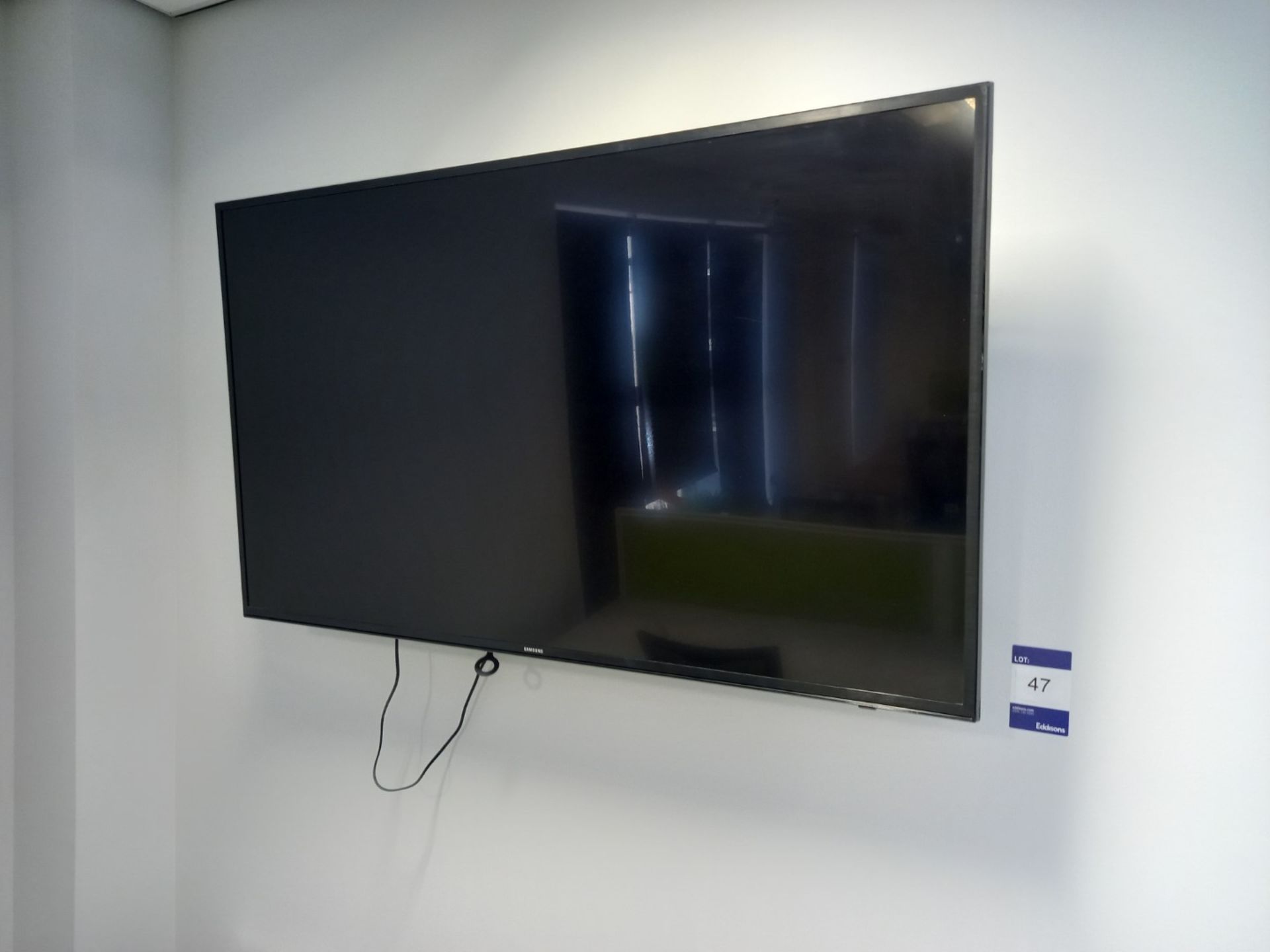 Samsung UE50MU6120 50 inch LED TV Wall Mounted - Image 3 of 6