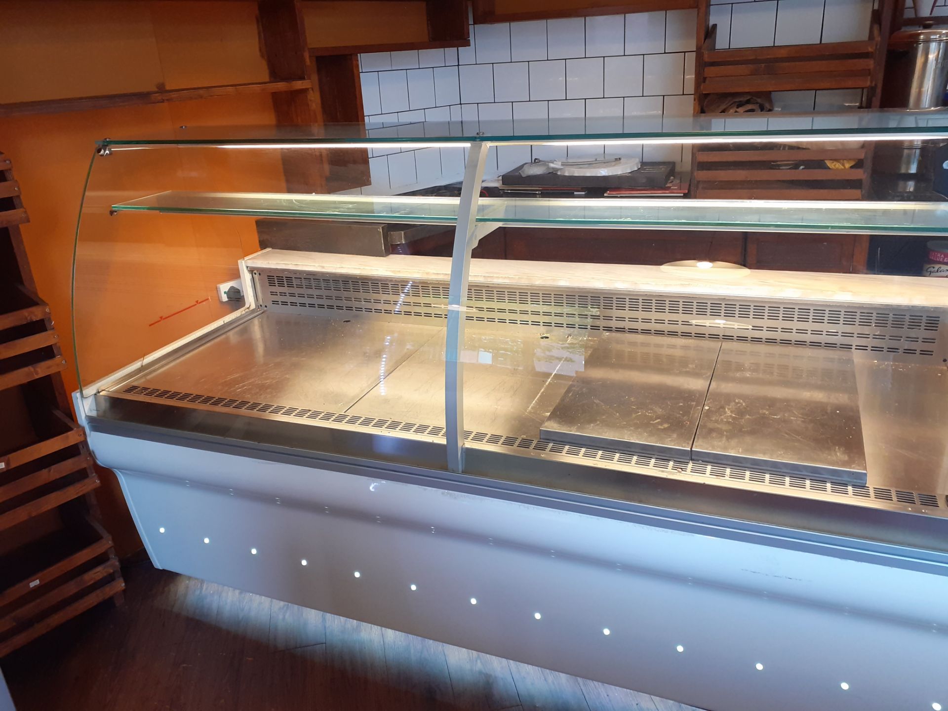 Jordao Vitel Vent Tot CG FI VCV IPS 2050 Epoxy Refrigerated Serve Over Counter Serial Number 14. - Image 2 of 7