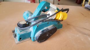 Makita 1923H Sander 110V