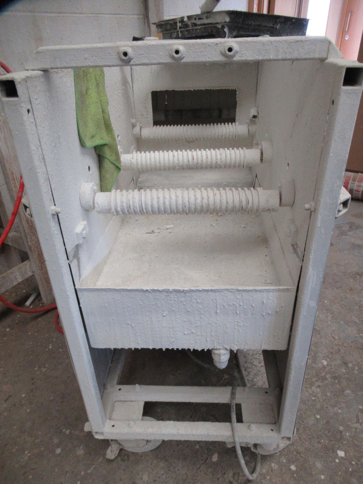 Palmer Primer Brush Coater - Image 2 of 4