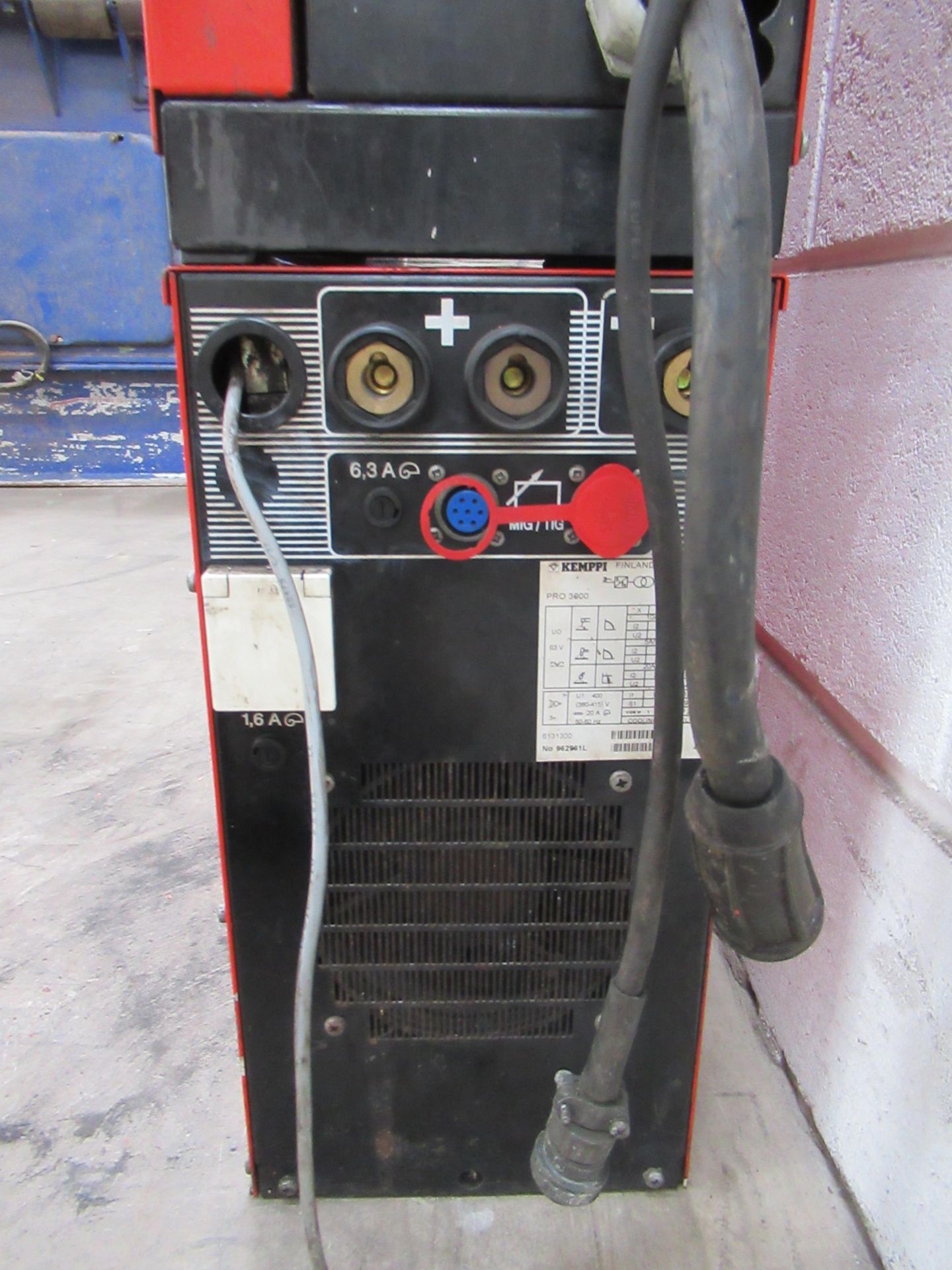 Kemppi mc mis promig 501 welder with Kemppi pro 300 power source with leads and torch - Image 8 of 10
