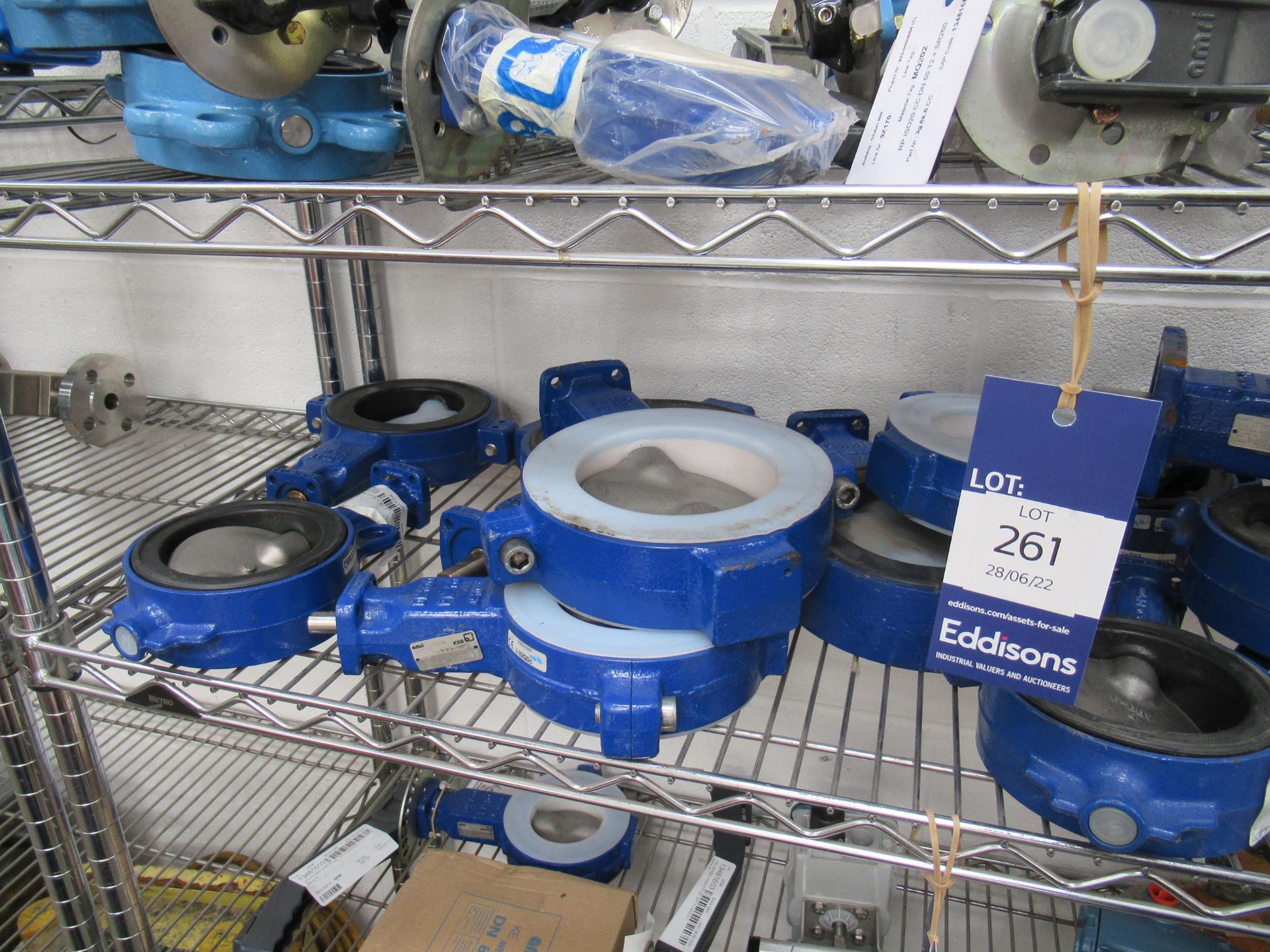 Shelf of Assorted Amri Butterfly Valves - No Handles - Image 3 of 3