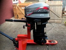 Outboard Motor: Mariner 25Hp Low Hours