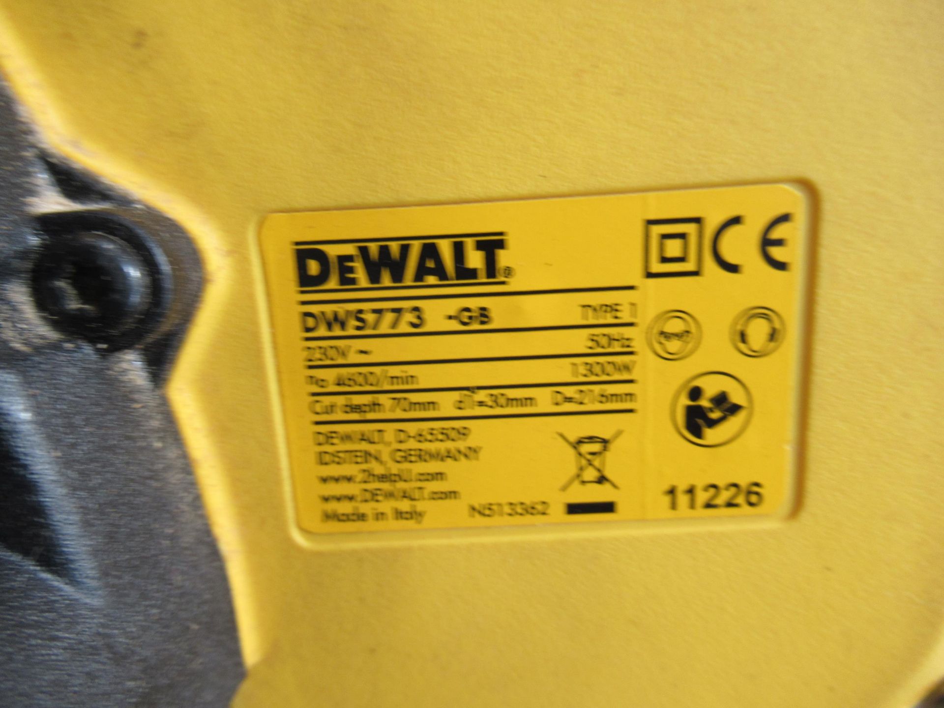 DeWalt DWS773 Mitre Saw 240 (Spares or Repair) - Image 2 of 3