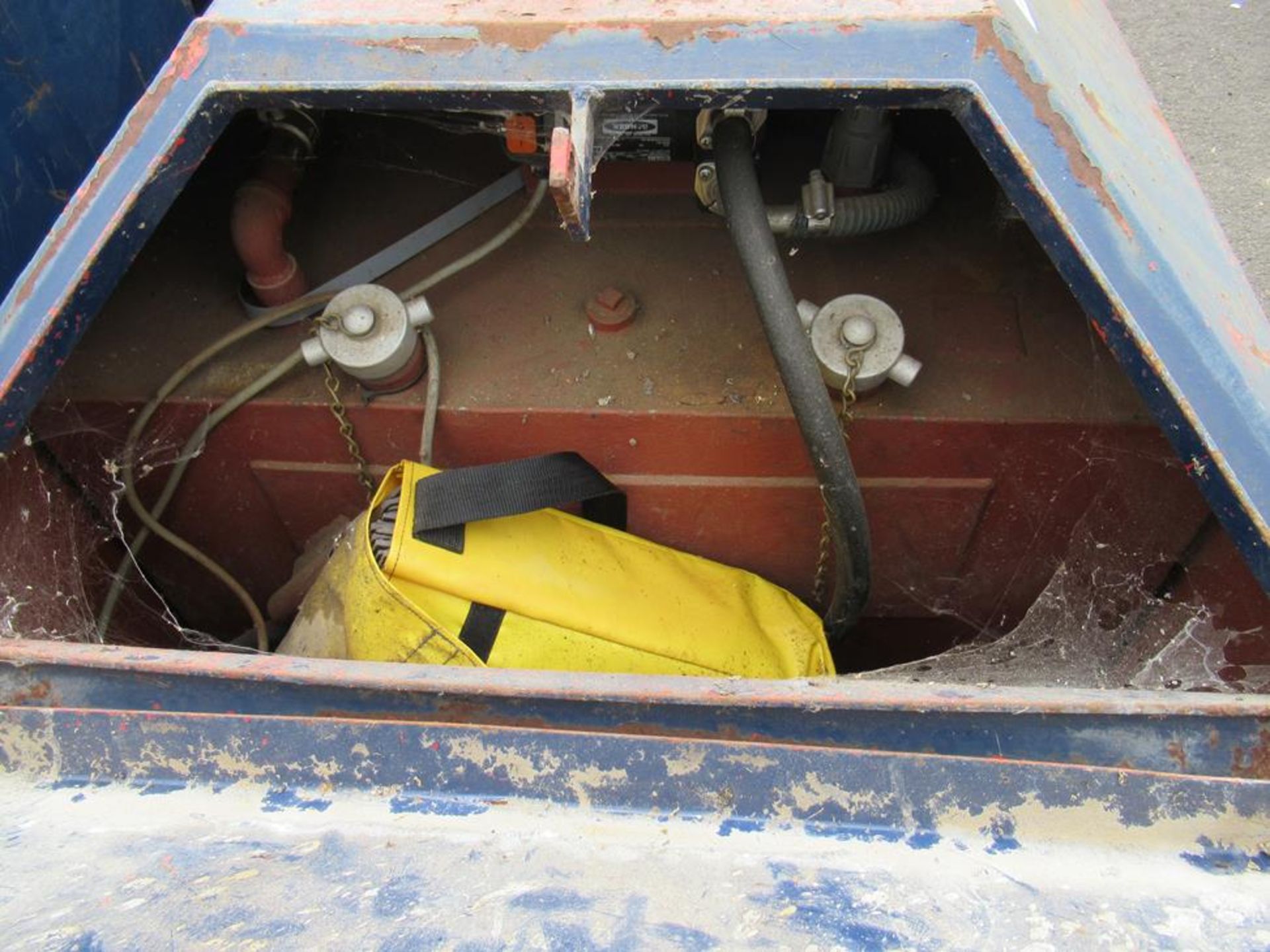 A steel fuel tank with pump - Image 2 of 2