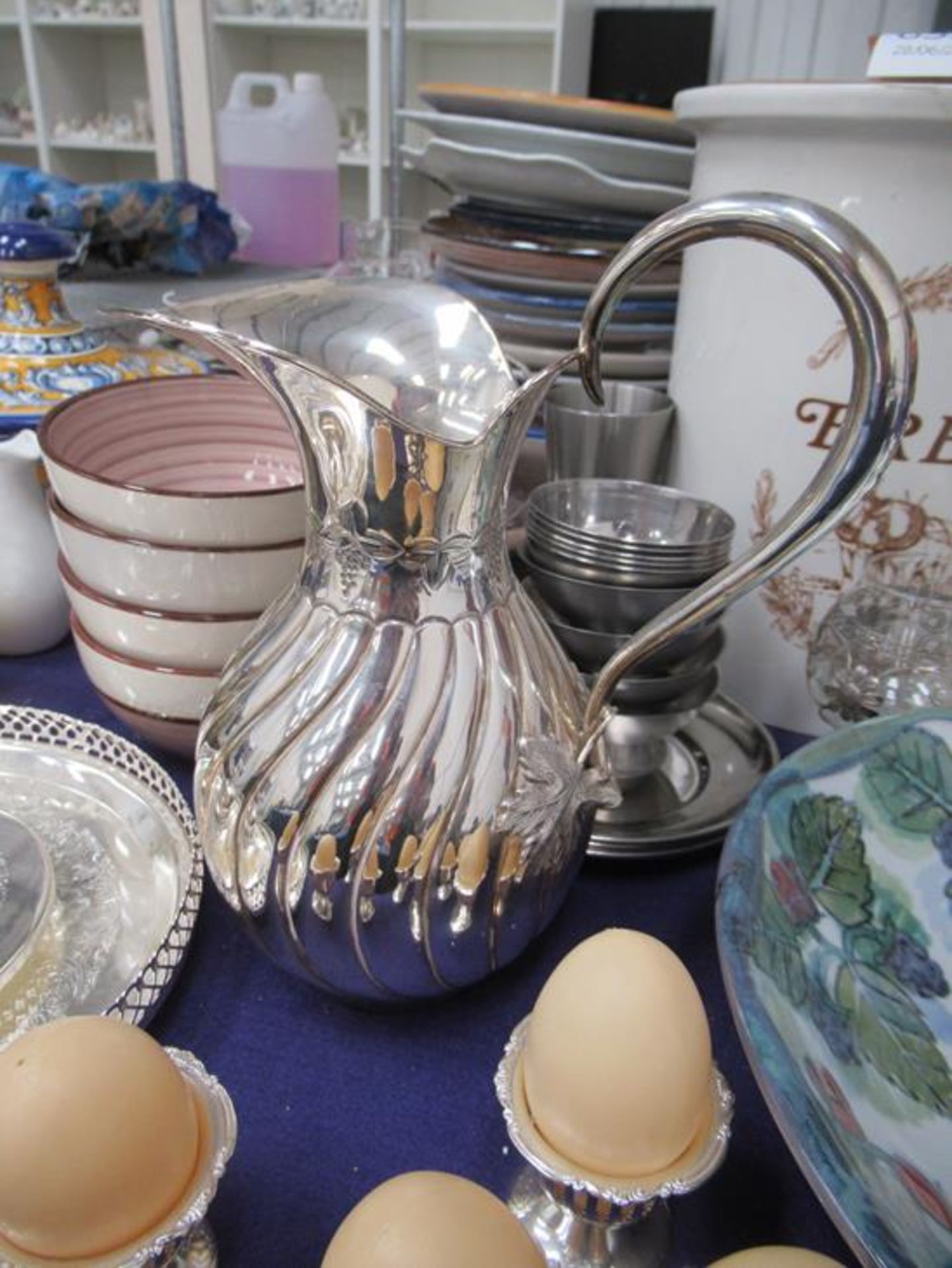 Assorted Items including display plates, ramekins, bowls etc - Image 2 of 4