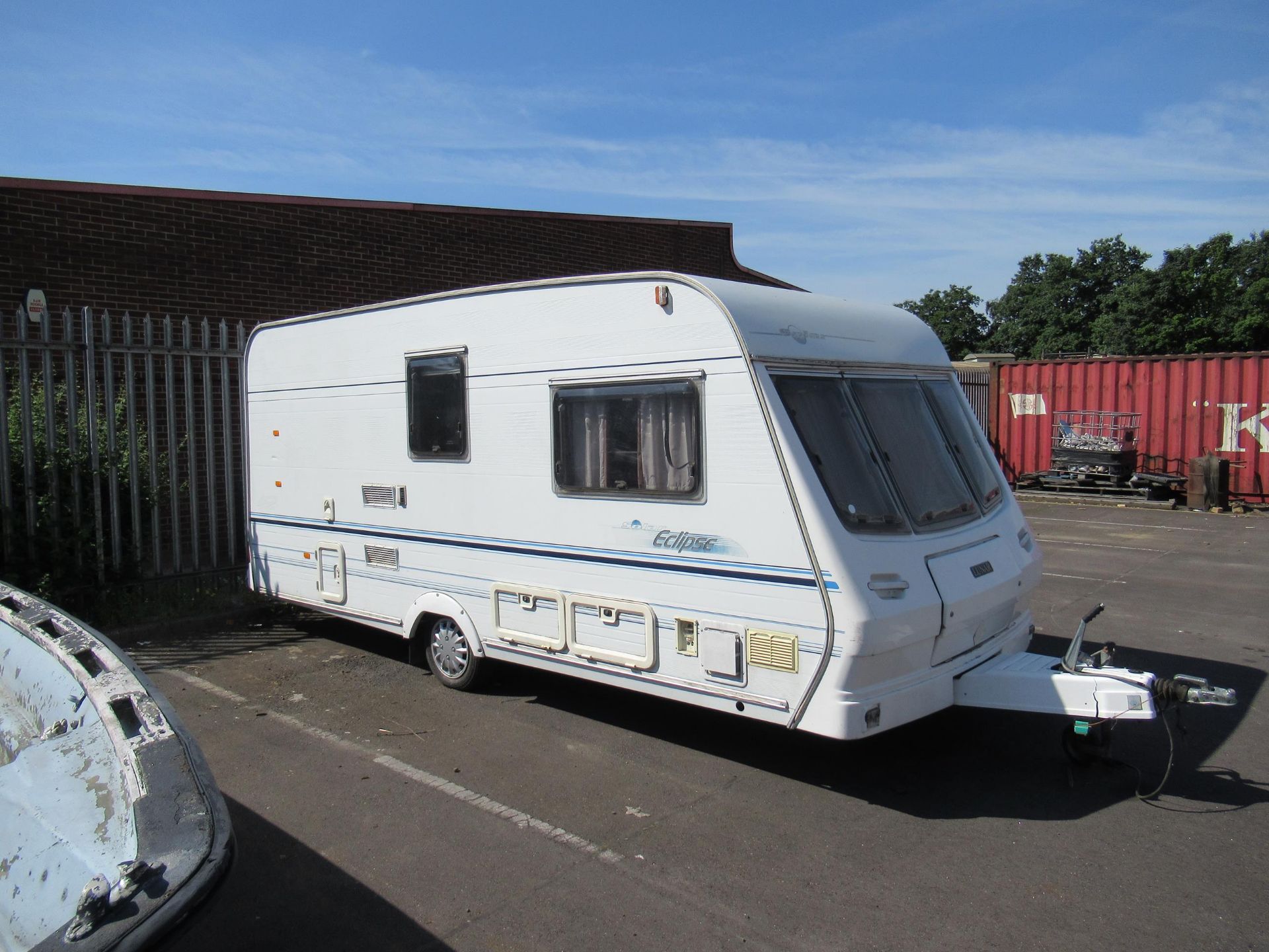 Lunar Solar Eclipse 462 two berth single axle caravan with double/two single beds. - Image 4 of 38