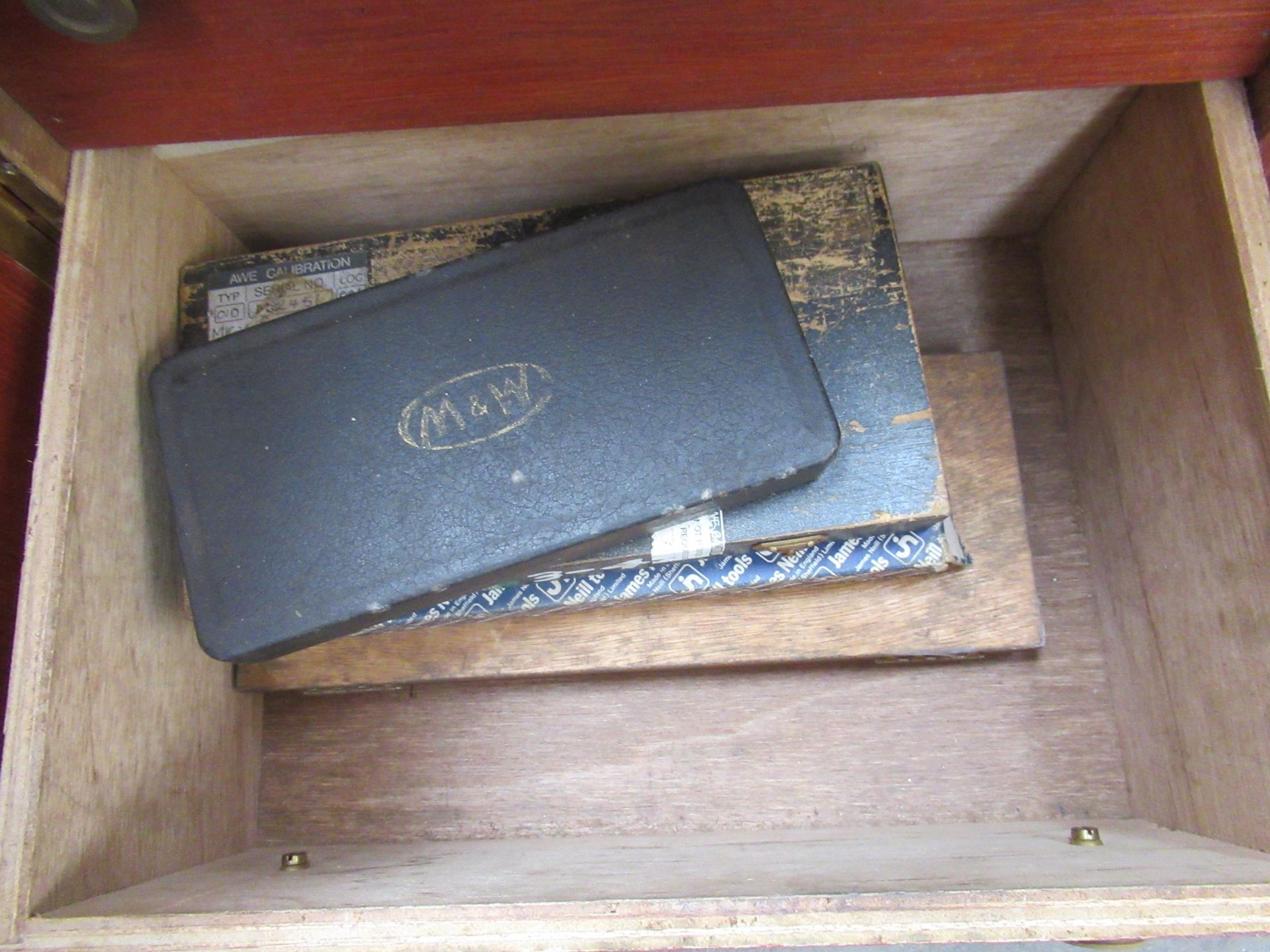 2x wooden storage cabinets and contents of drawers - Image 14 of 22