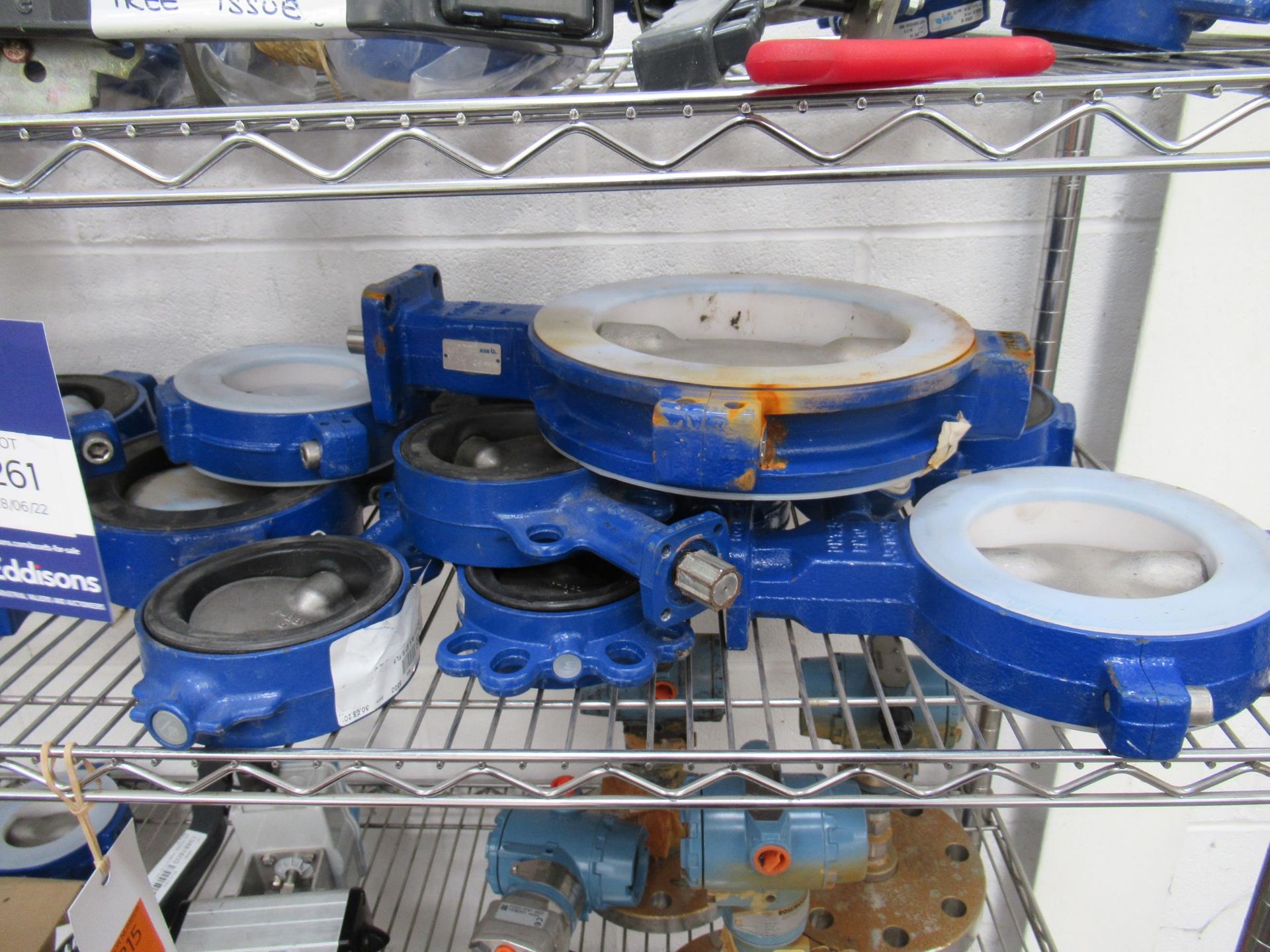 Shelf of Assorted Amri Butterfly Valves - No Handles - Image 2 of 3