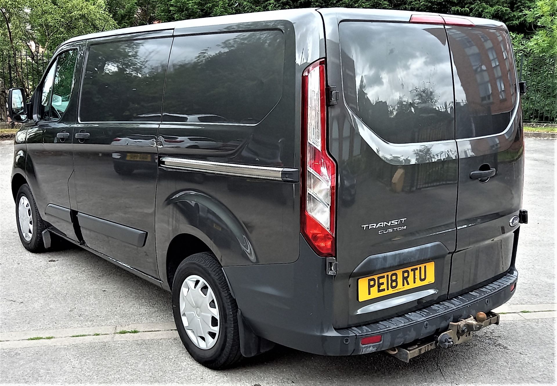 Ford Transit Custom 290 L1 Diesel FWD 2.0 TDCi 130 - Image 3 of 16