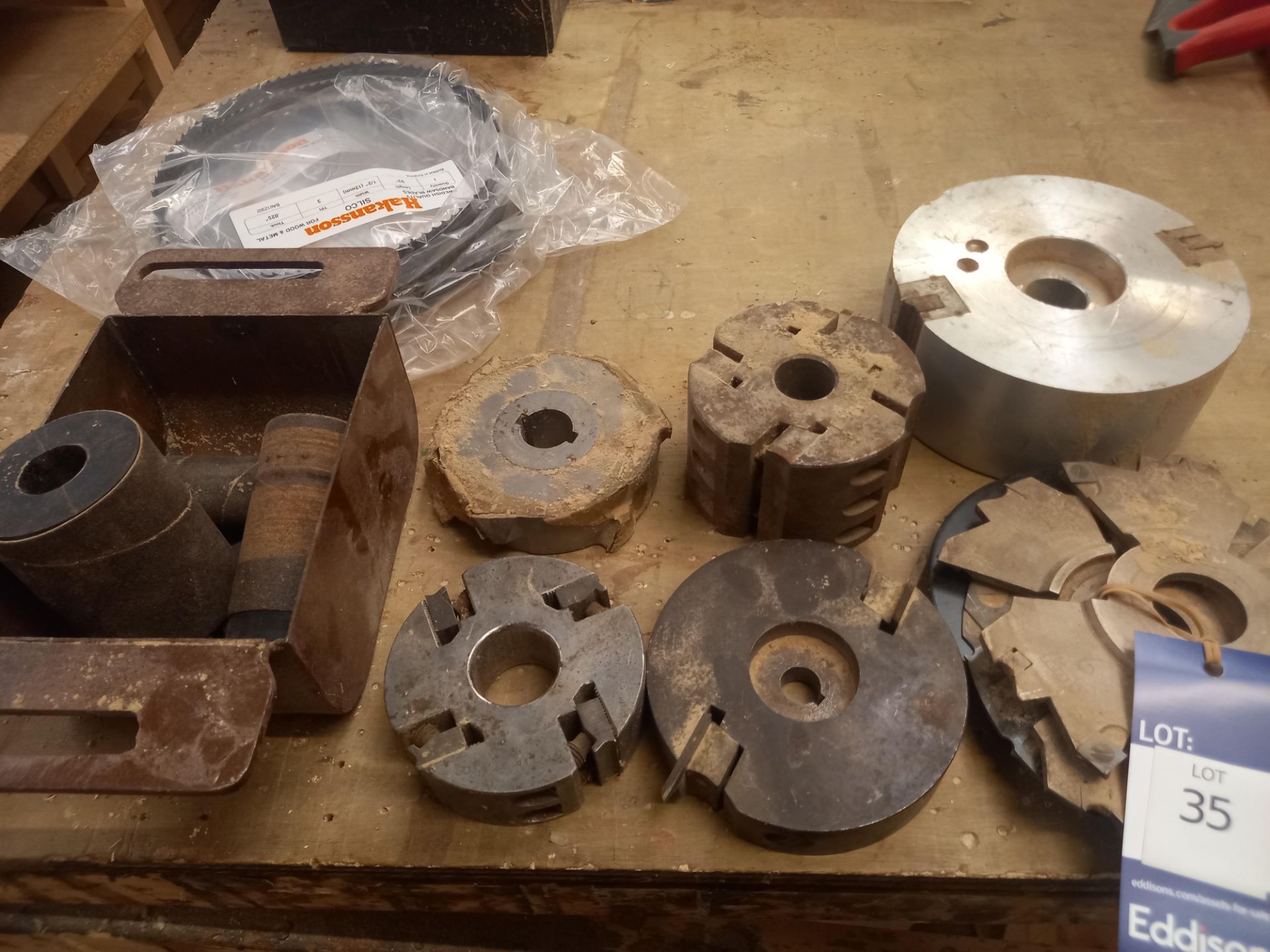 Qty of Spindle Moudler Tooling etc