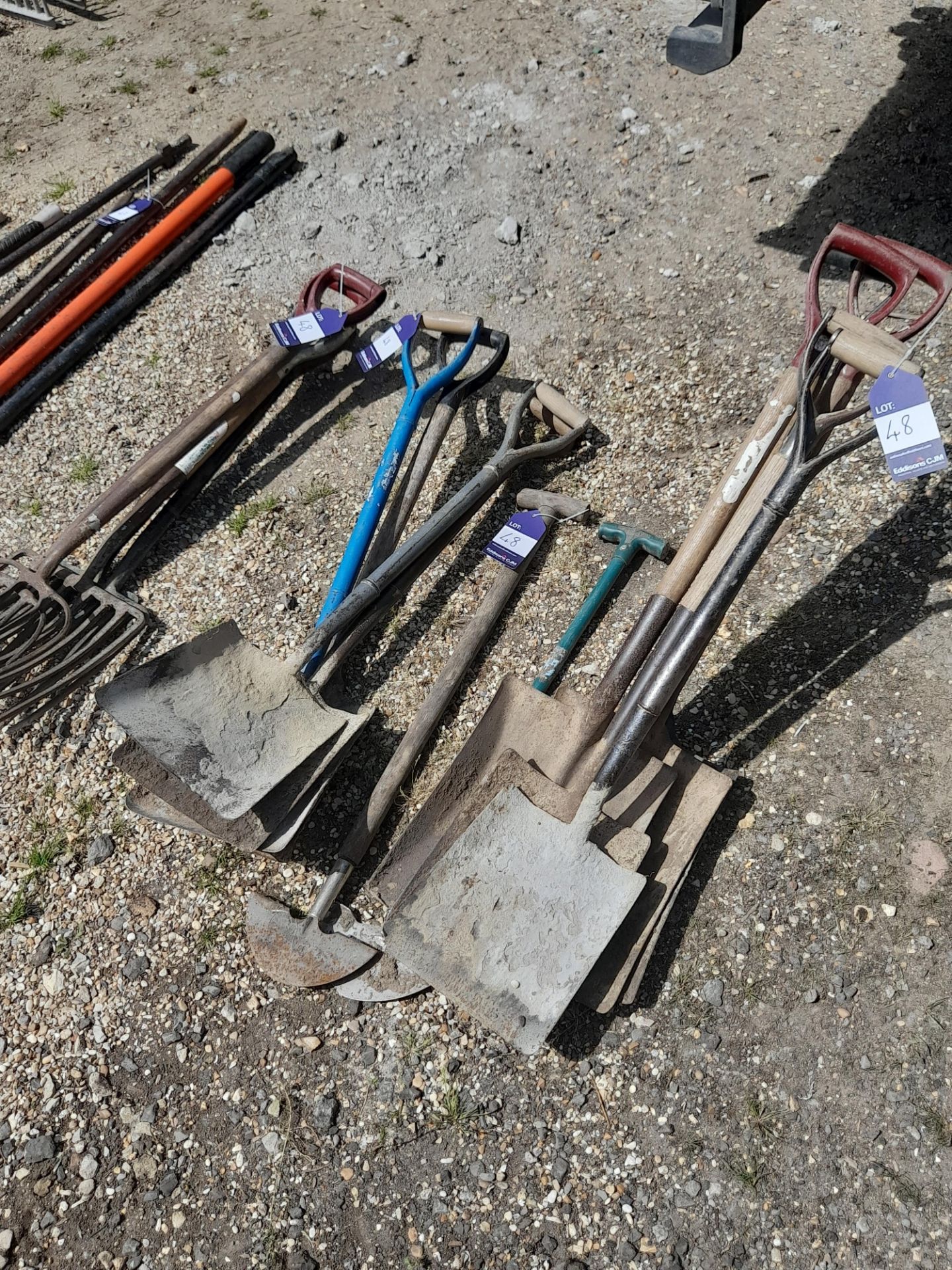 Quantity of Digging Tools to include Shovels & Forks