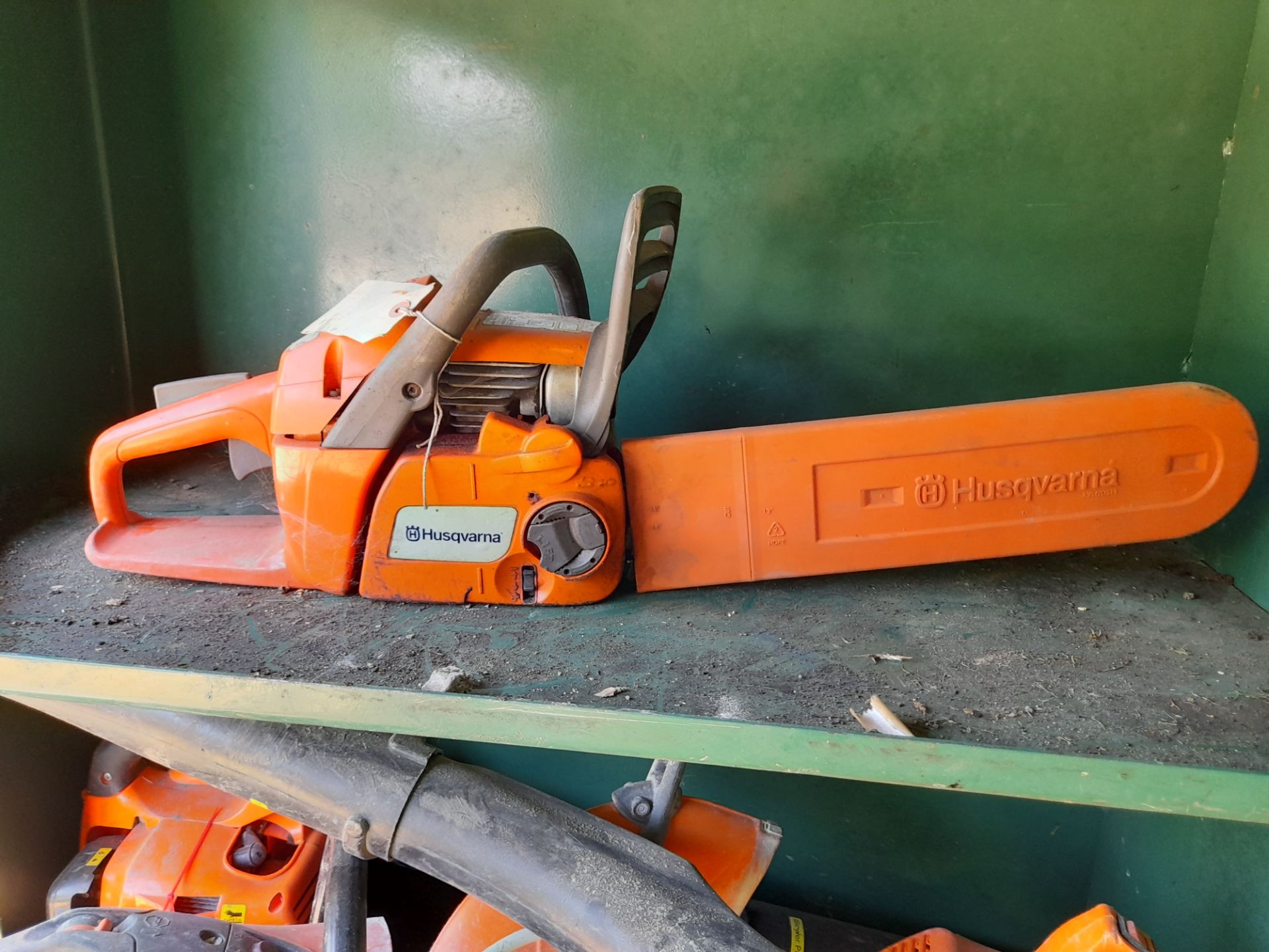 Husqvarna e-Series 236 2-stroke Petrol Chainsaw - Image 6 of 6