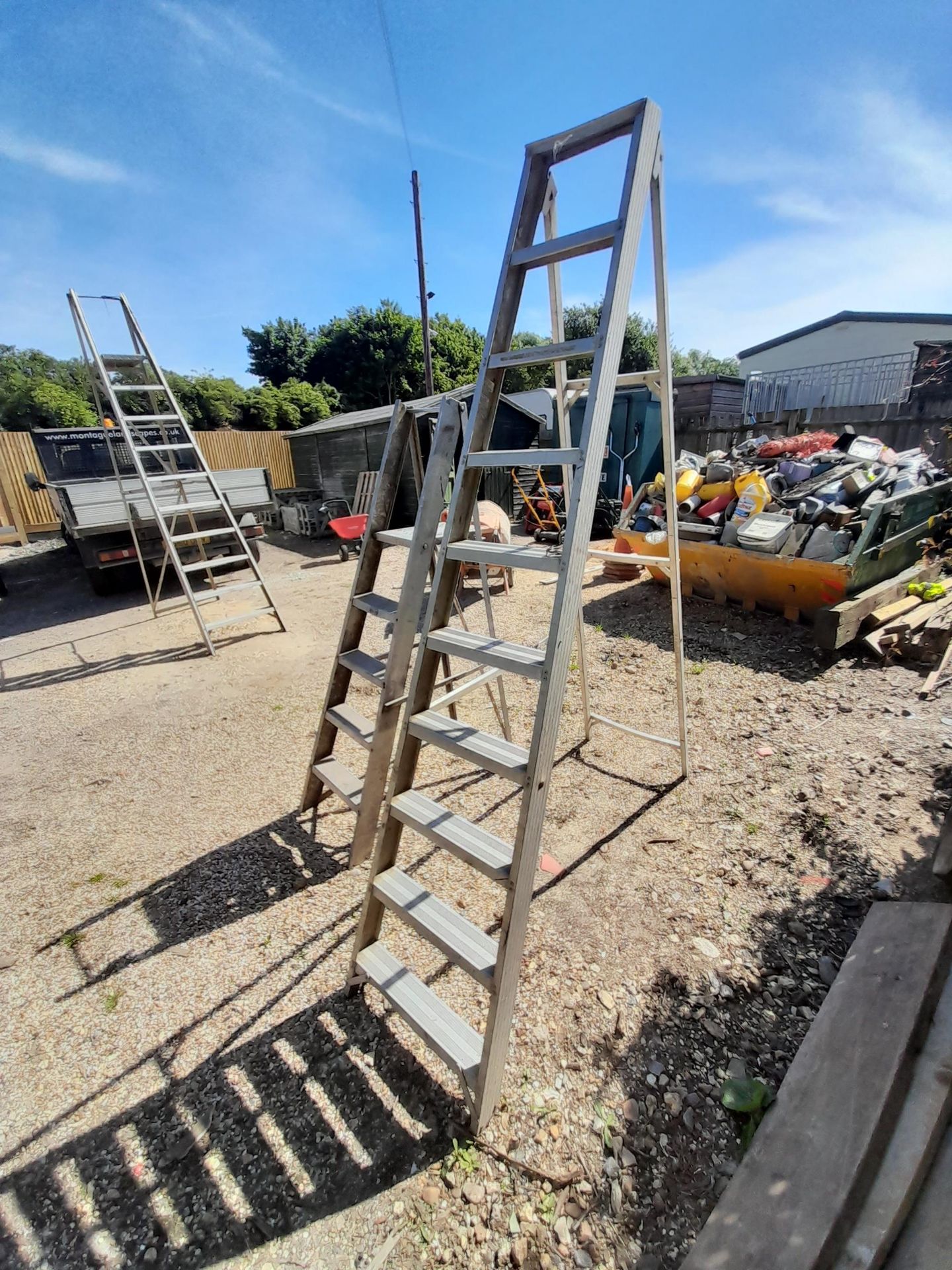 2 x Aluminium Step Ladders (1 x 9 Tread and 1 x 5 Tread) - Image 2 of 2
