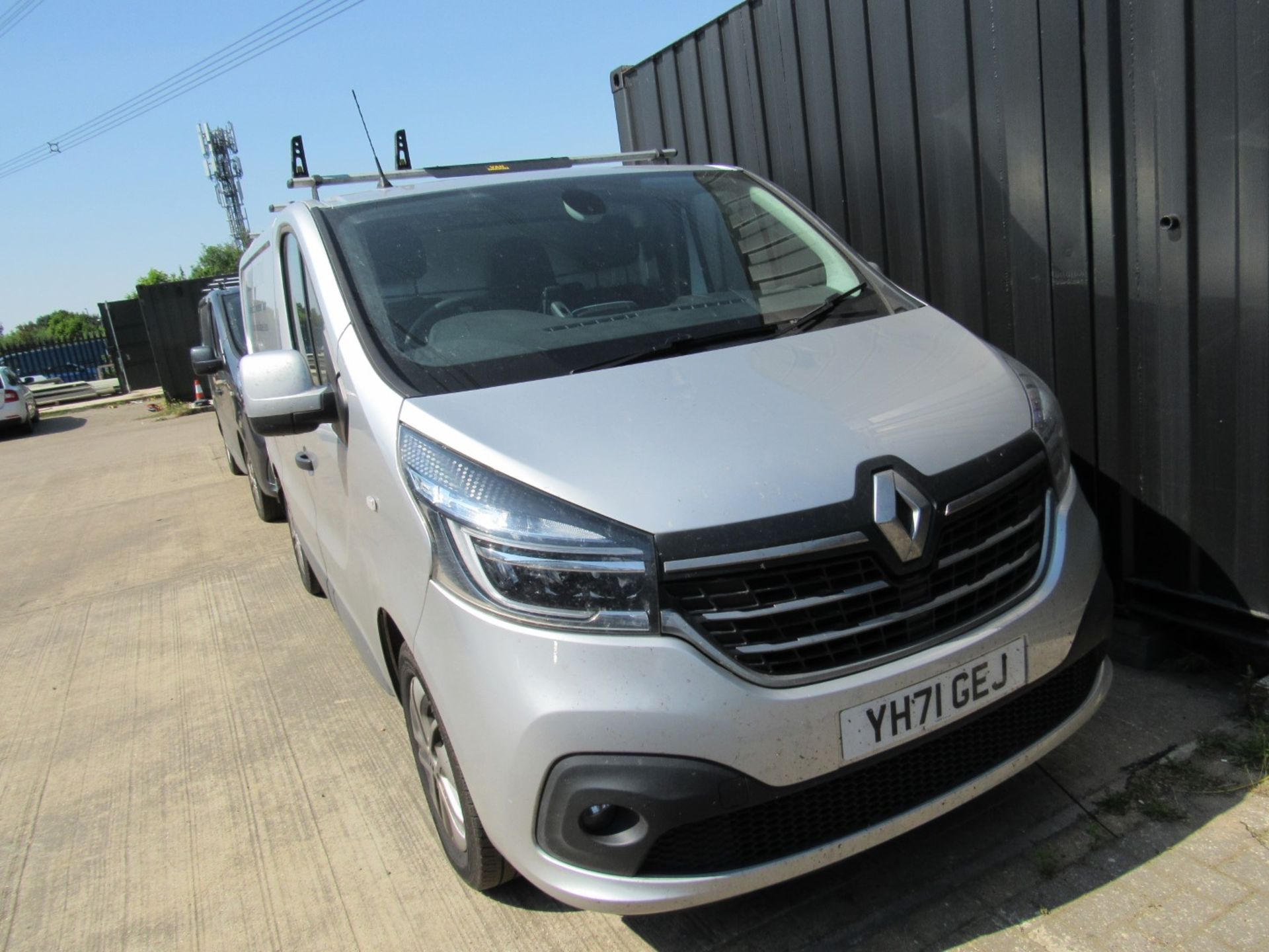 RENAULT TRAFIC SWB DIESEL SL28 ENERGY dCi 120 Spor